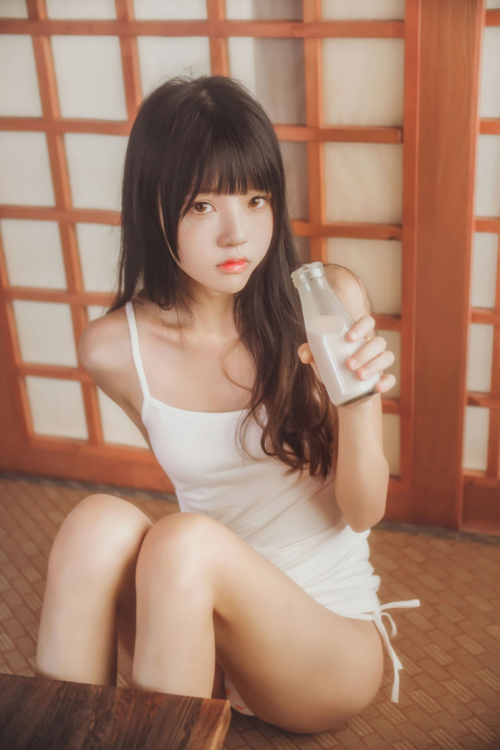 桜桃喵《小背心から水手服へ》 [ロリコス] 写真集[144P