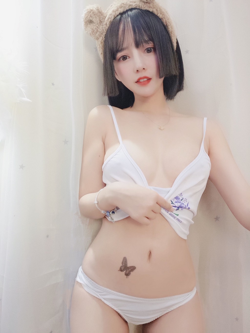 โคเซอร์ หมี่เซี่ยนเซี่ยน ซามะ 《น้องหมีที่น่ารัก》 [คอสเพลย์ สาวน้อย] หนังสือภาพ [32P