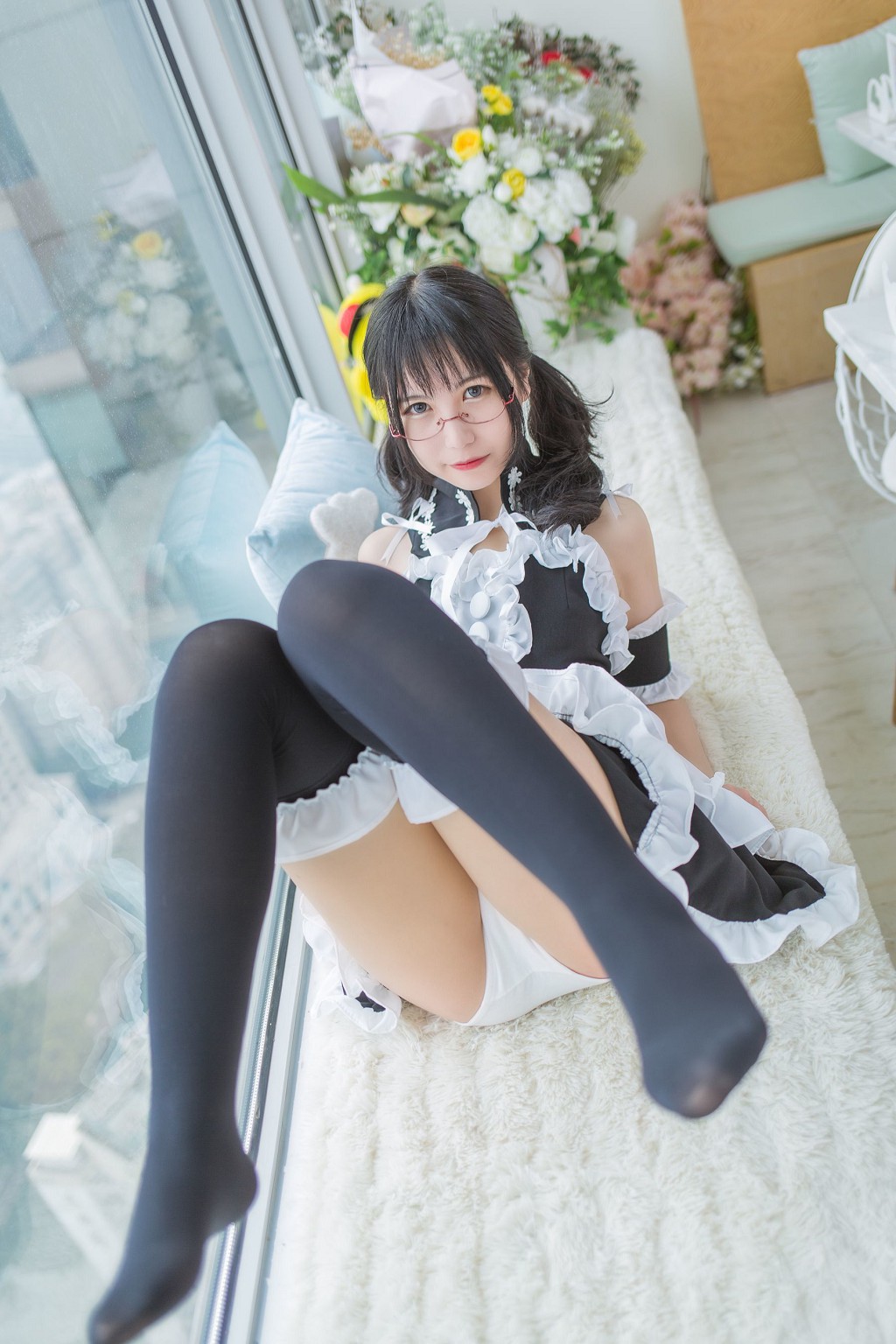 逐月su《女僕》 [Cosplay美少女] 寫真集[54P