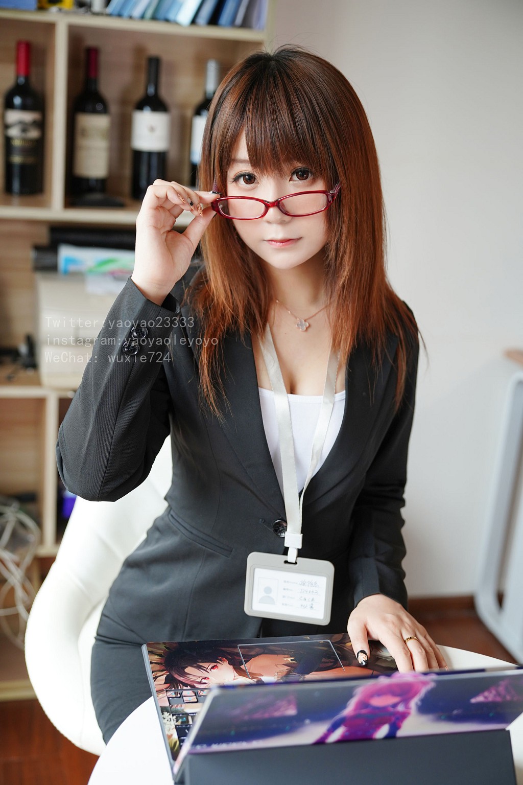 搖搖樂悠悠《小祕書絲》 [Cosplay美女] 寫真集[54P