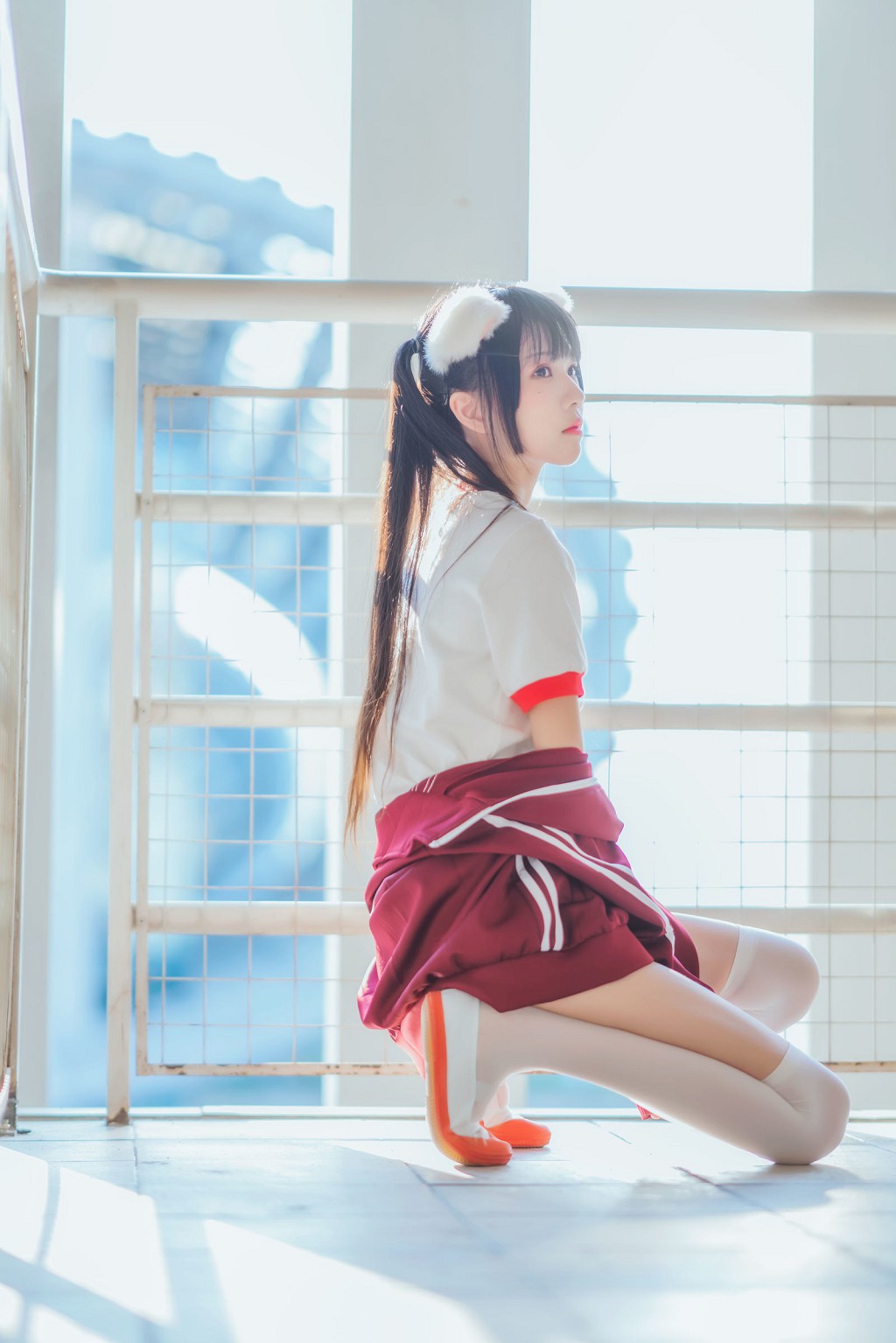 Sakurato Meow "Red Gymnastics Uniform" [Cosplay Beauty] Photobook [44P