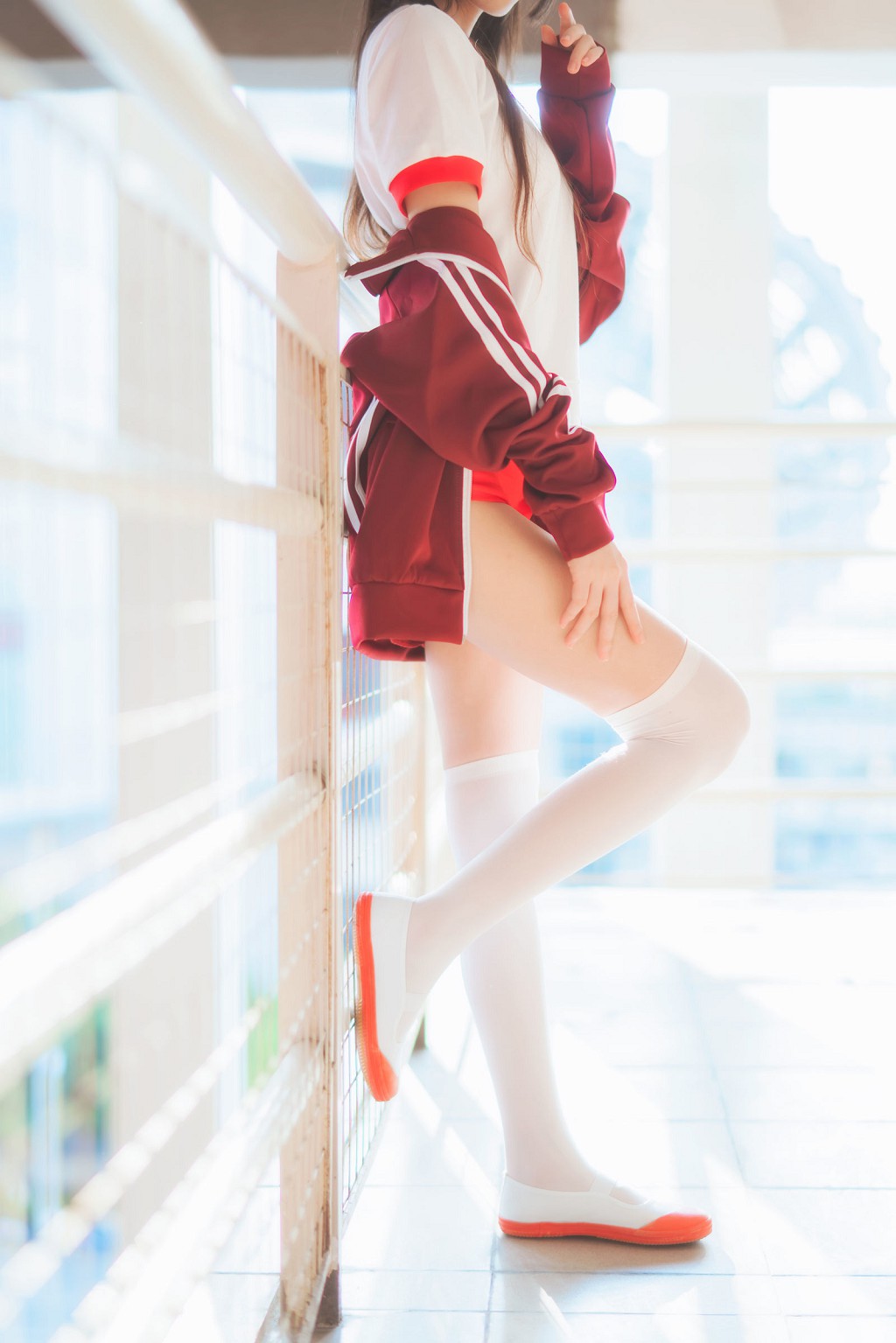 Sakurato Meow "Red Gymnastics Uniform" [Cosplay Beauty] Photobook [44P