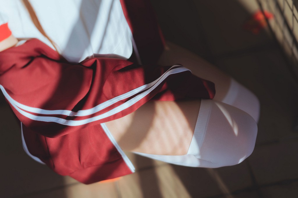 桜桃喵《赤い体操服》 [コスプレ美女] 写真集[44P