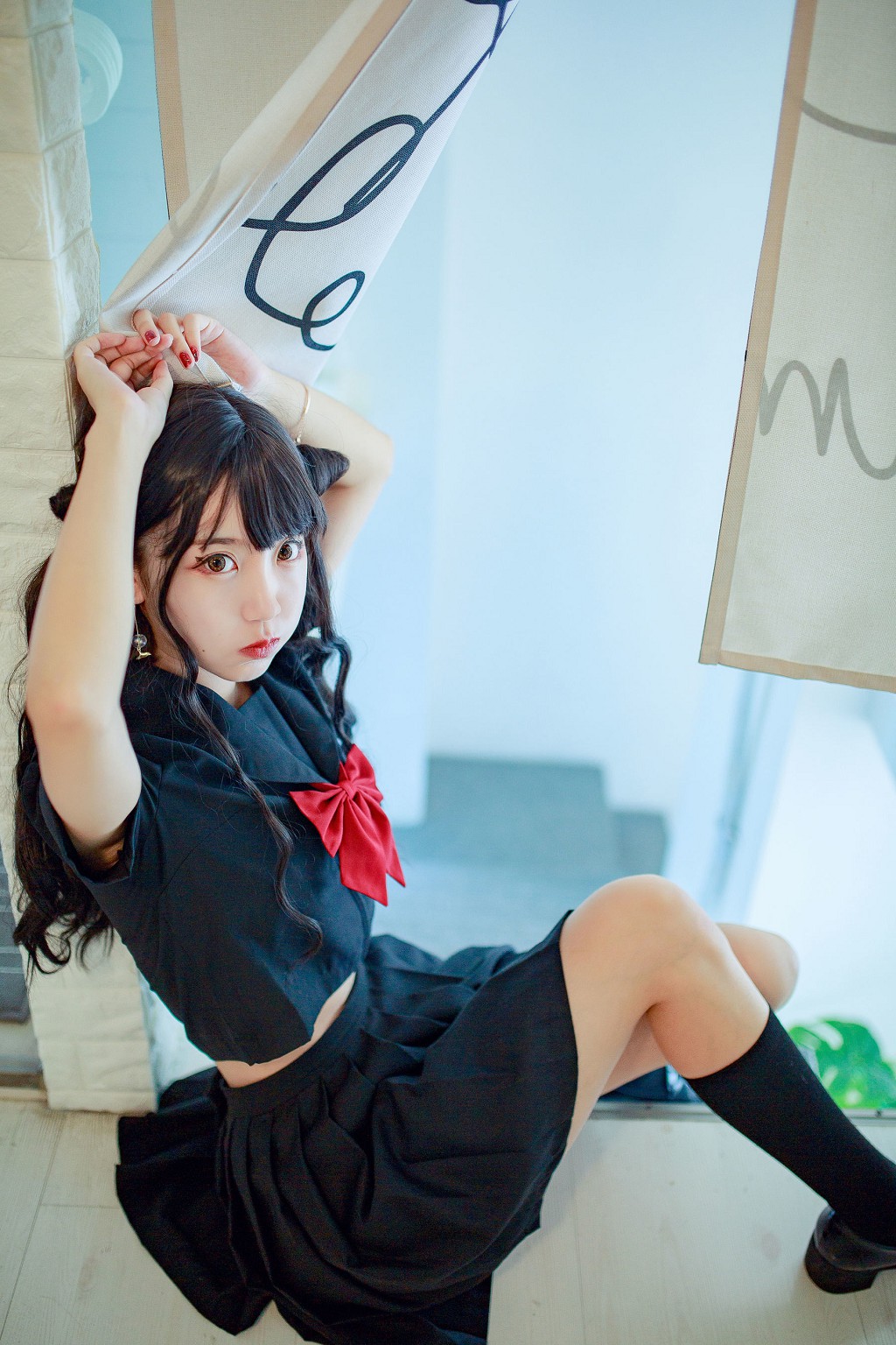 COSER黑川《小惡魔JK》 [Cosplay福利] 写真集[32P
