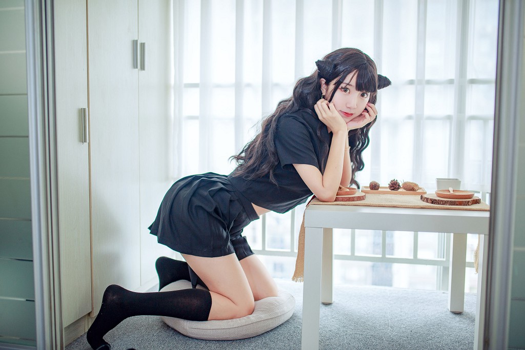 Coser Heichuan "Little Devil JK" [Cosplay Benefits] Photo Book [32P