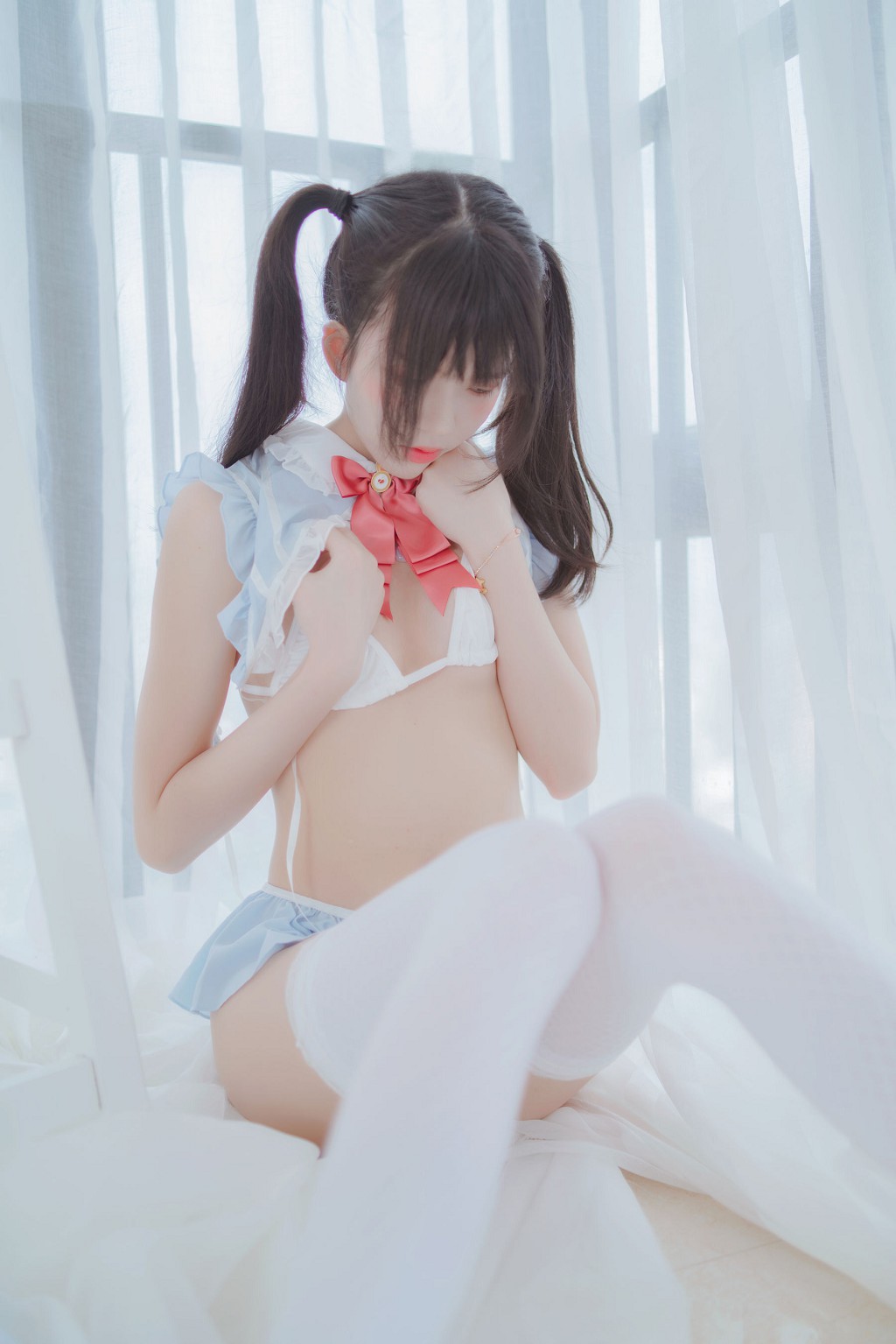 Sakutao Miao "Alice's Rabbit" [Cosplay Beauty] Photobook [44P