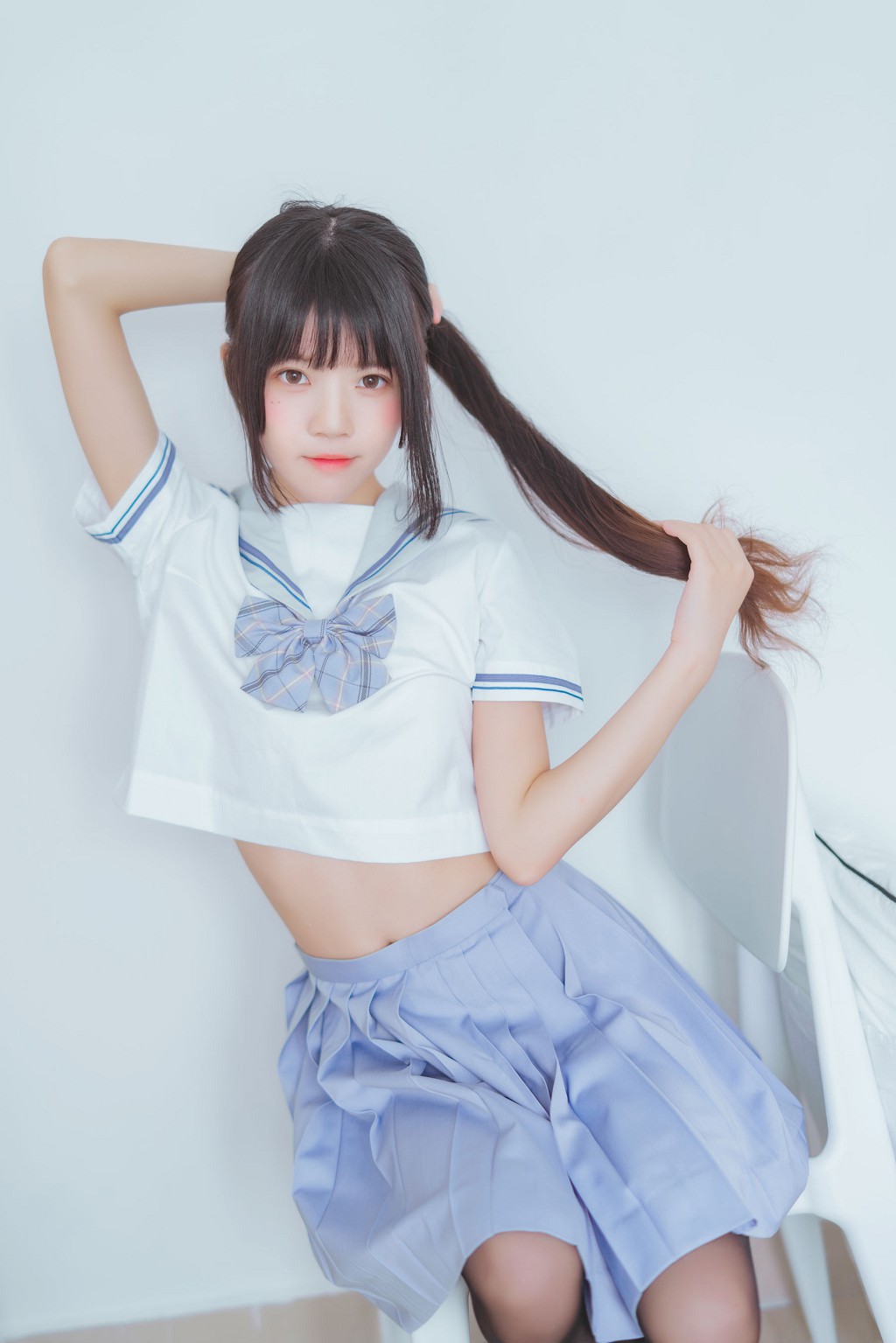 櫻桃喵《校服黑絲》 [Cosplay美女] 寫真集[49P