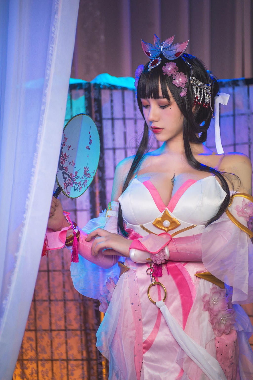 COSER洛麗塔大哥《小惡魔+甄姬+金蓮》 [Cosplay美女] 寫真集[26P