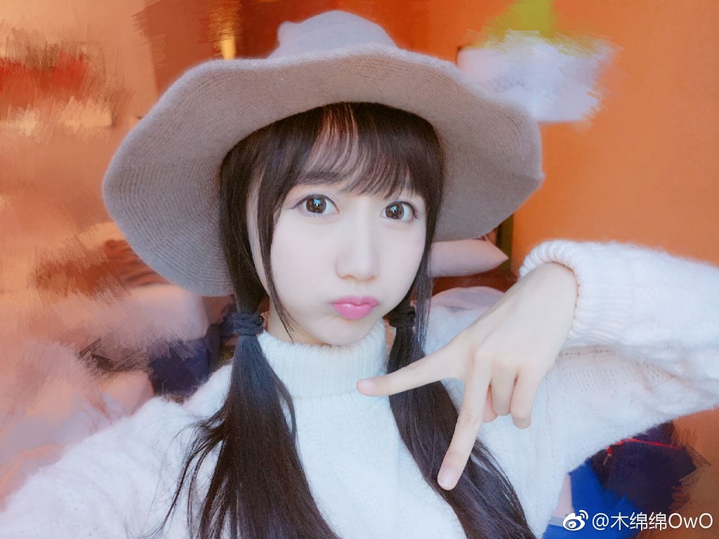 萌女木綿綿OwO 《Weiboの生活写真自撮り》 [Cosplay美女] 写真集[120P