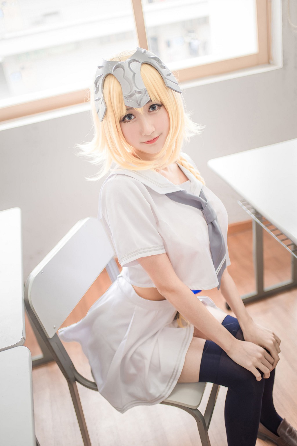 Mu Mian Mian "Joan of Arc (White)" [Cosplayer Beauty] Photobook [28P
