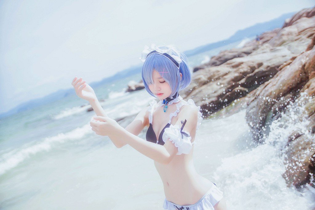櫻桃喵《蕾姆COS》 [蘿莉COS] 寫真集[48P