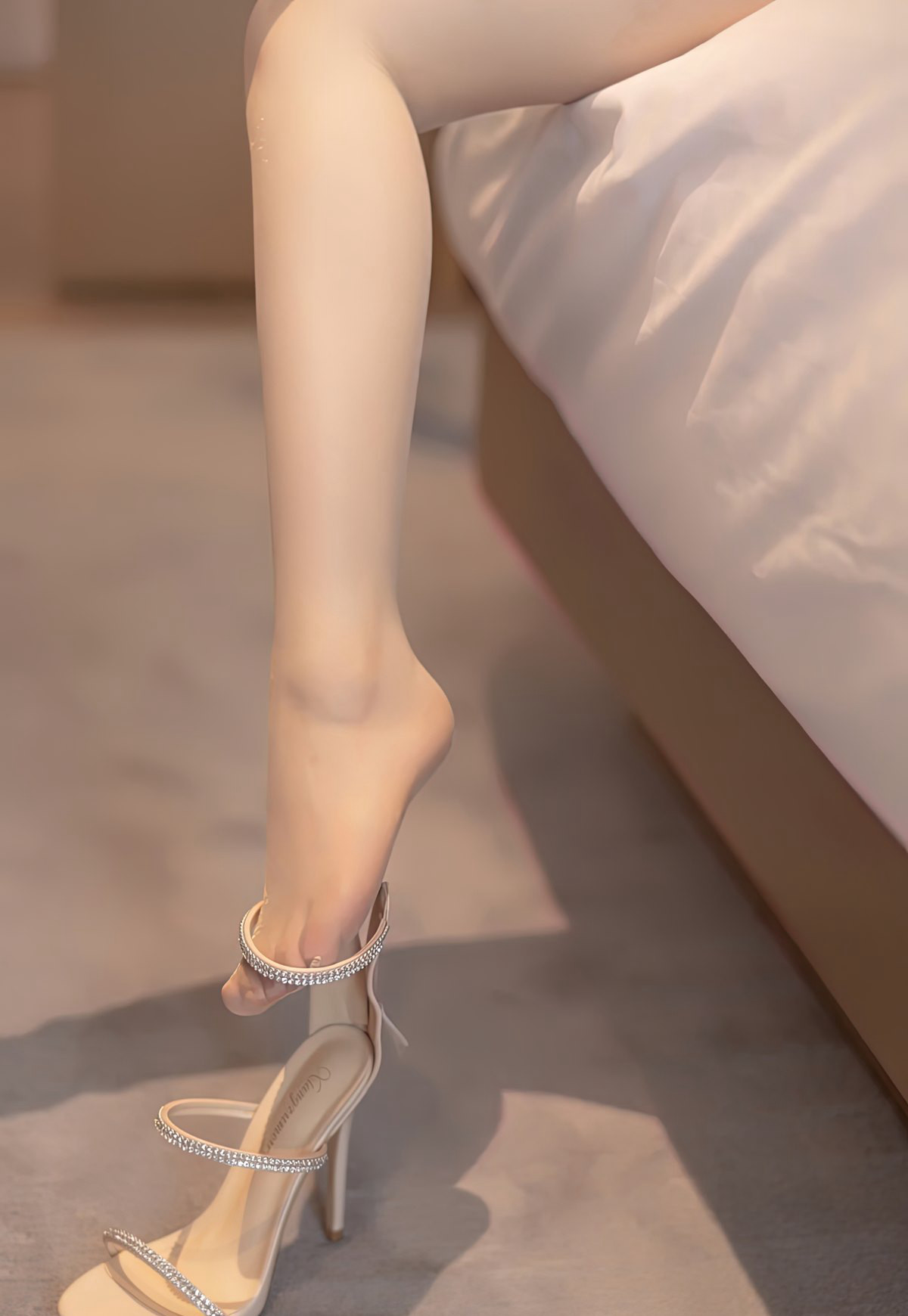 Cherry Fei Yue Ying Stockings No Underwear Top Quality Beautiful Legs Jade Feet High-Heeled Sandals Top Quality Big Breasts Young Married Woman