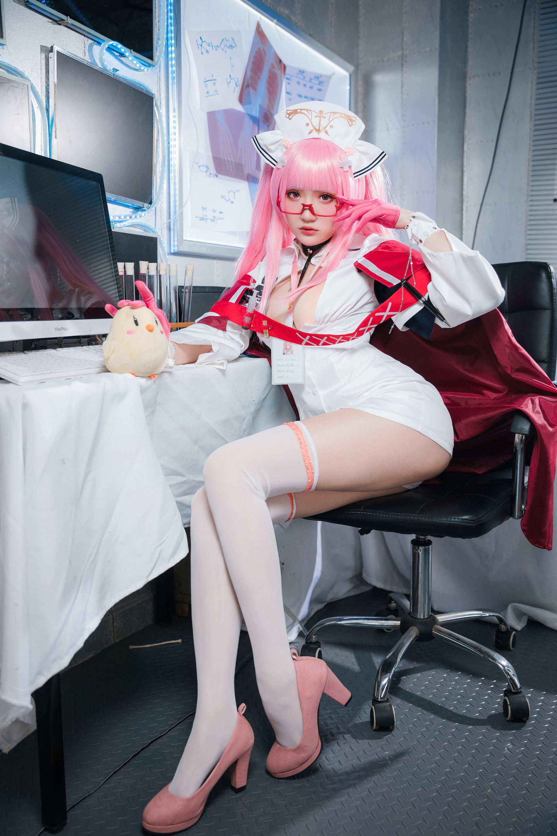 Internet Celebrity COS] Coser Gua Xi Jiang Welfare - Perseus Nurse
