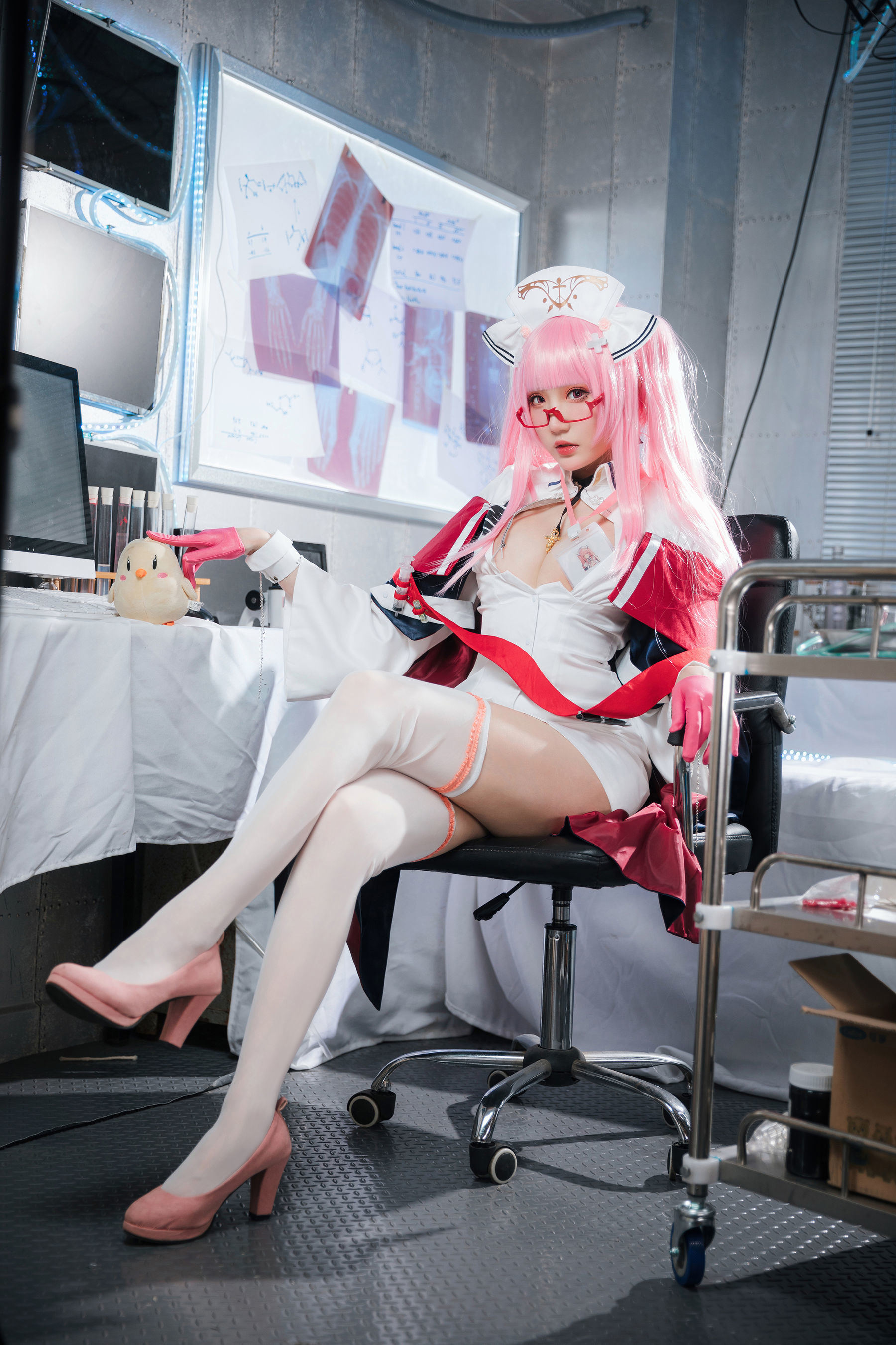 Internet Celebrity COS] Coser Gua Xi Jiang Welfare - Perseus Nurse