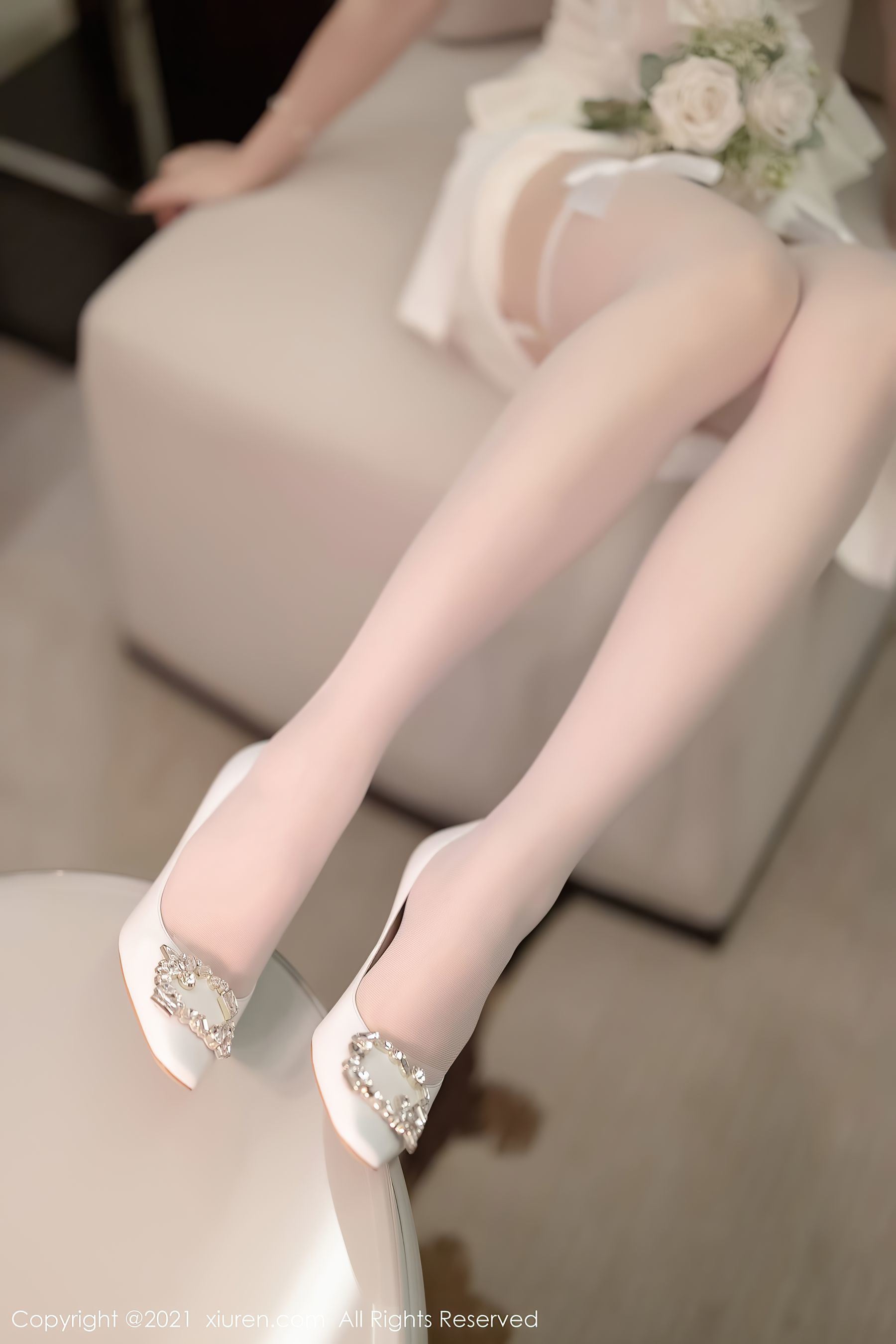 XiuRen] No.4269 Zhi Zhi Booty