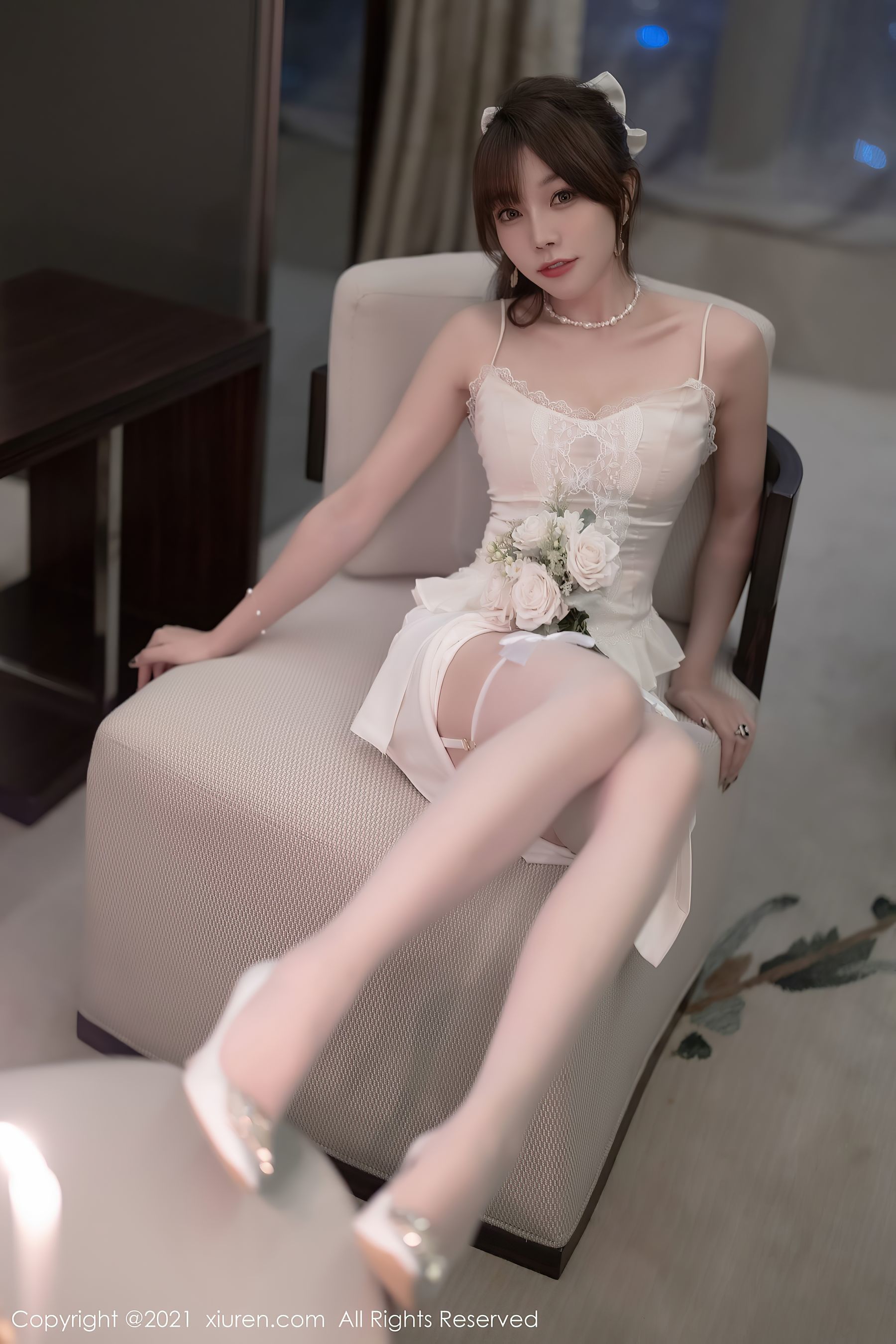 XiuRen] No.4269 Zhi Zhi Booty