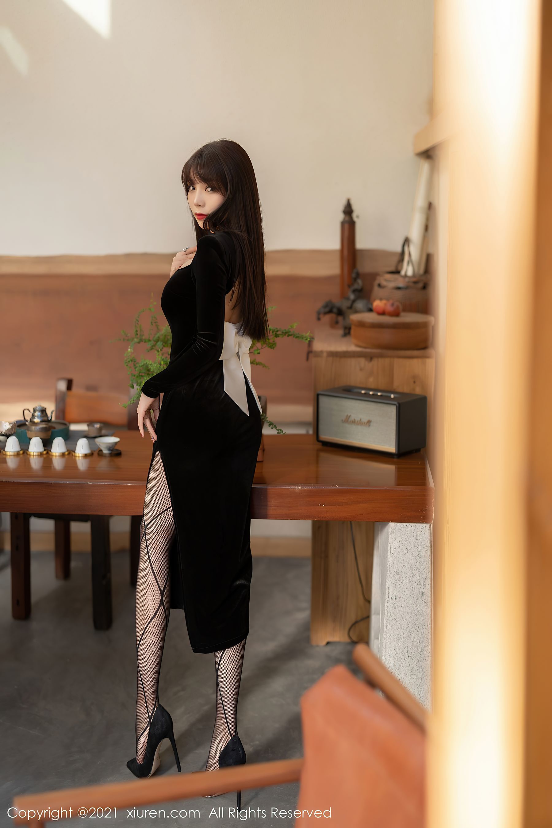 XiuRen] No.4322 ZhiZhi Booty