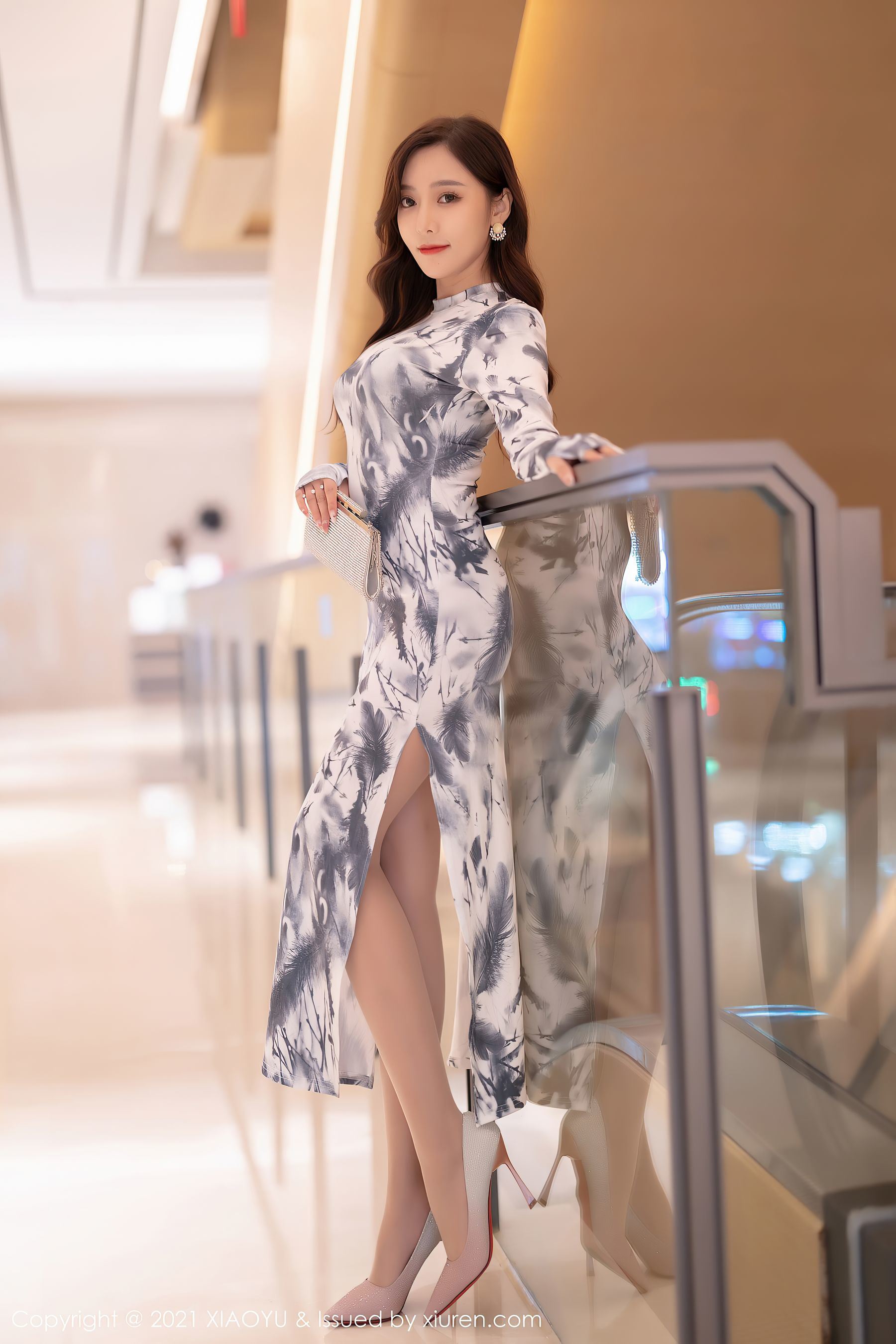 语画界XIAOYU Vol.652 王馨瑶Yanni旗袍御姐写真