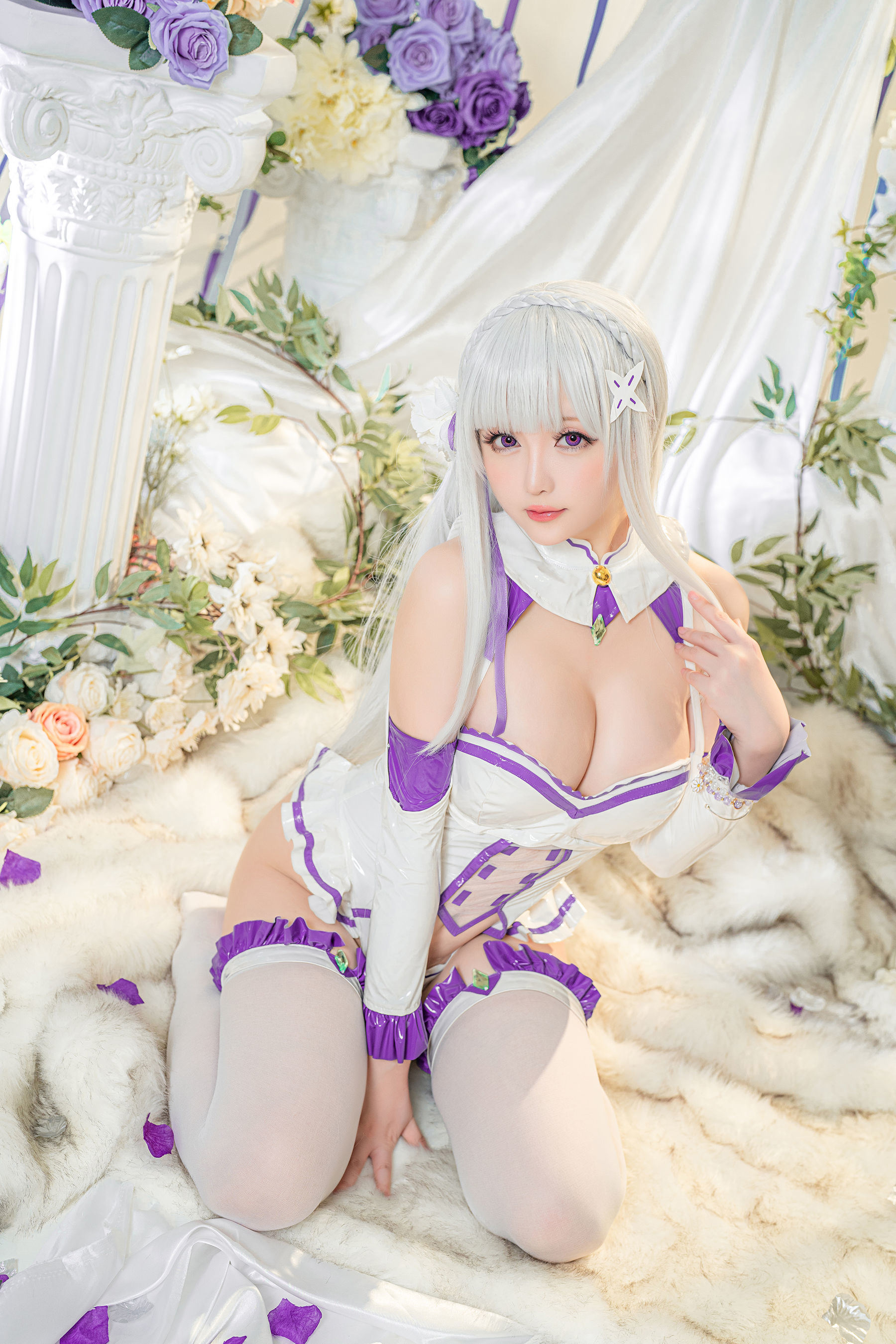 ネット紅COS] コスプレイヤーお姉さん セイノチチ - エミリア