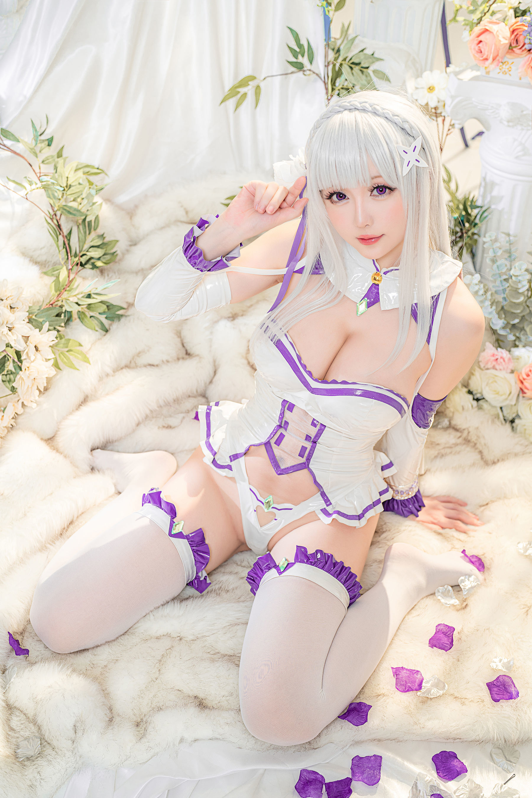 ネット紅COS] コスプレイヤーお姉さん セイノチチ - エミリア