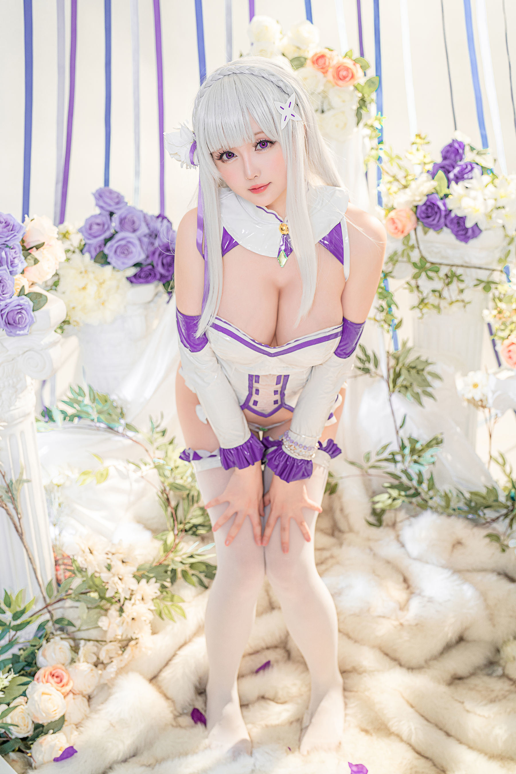 ネット紅COS] コスプレイヤーお姉さん セイノチチ - エミリア