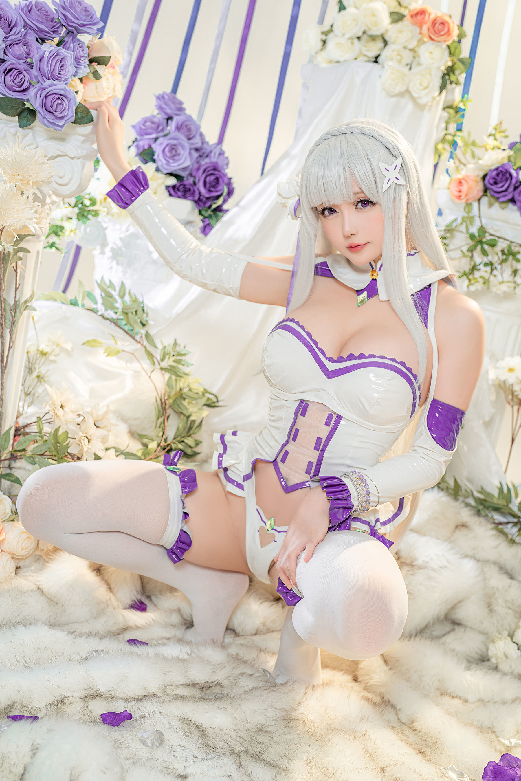 ネット紅COS] コスプレイヤーお姉さん セイノチチ - エミリア