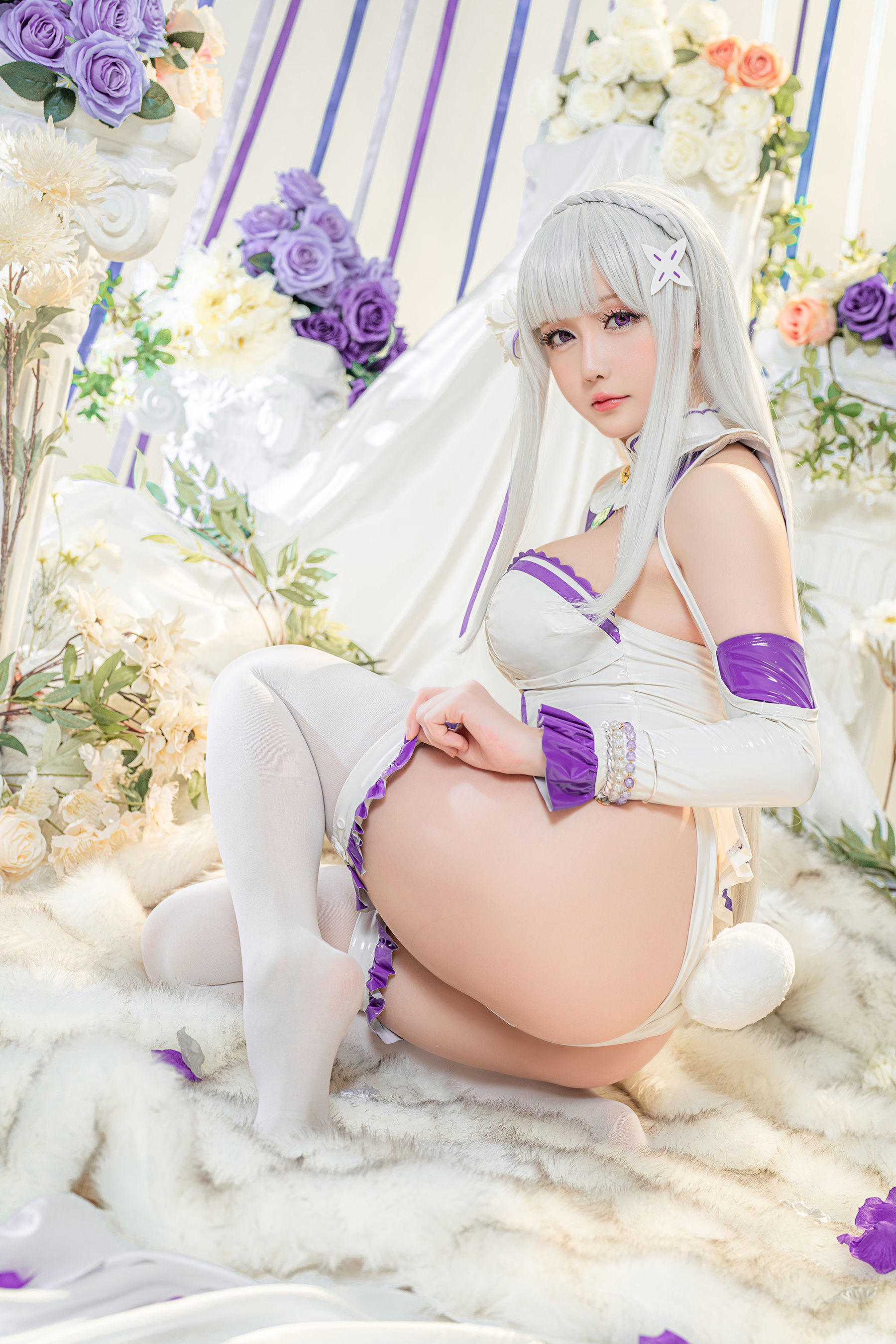 ネット紅COS] コスプレイヤーお姉さん セイノチチ - エミリア
