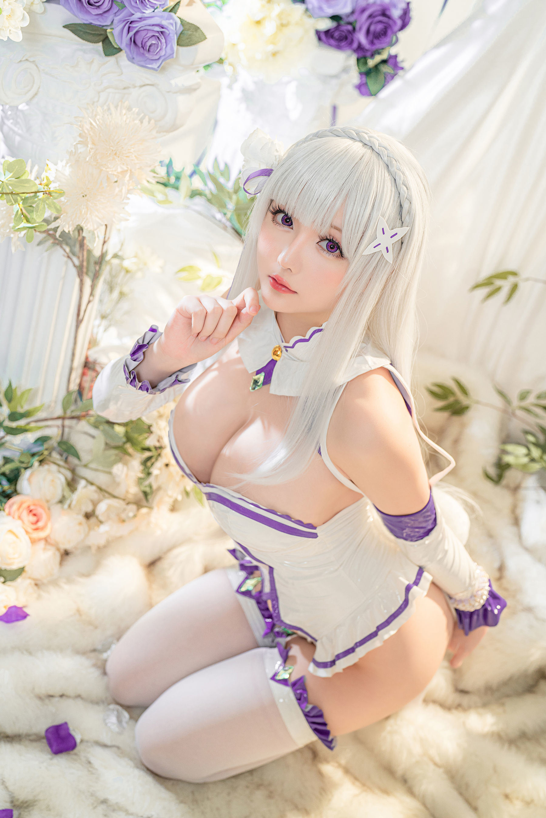 ネット紅COS] コスプレイヤーお姉さん セイノチチ - エミリア