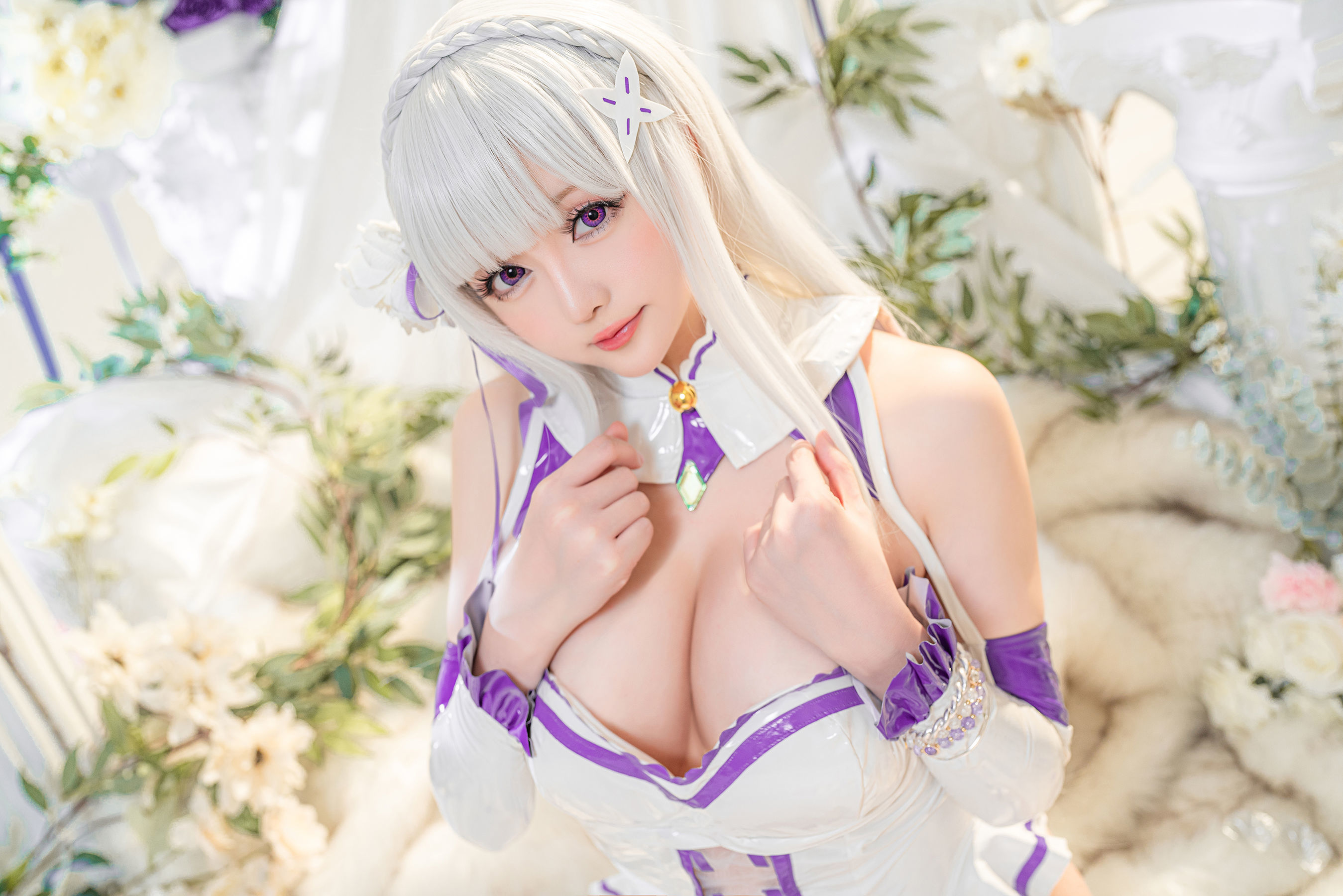 ネット紅COS] コスプレイヤーお姉さん セイノチチ - エミリア