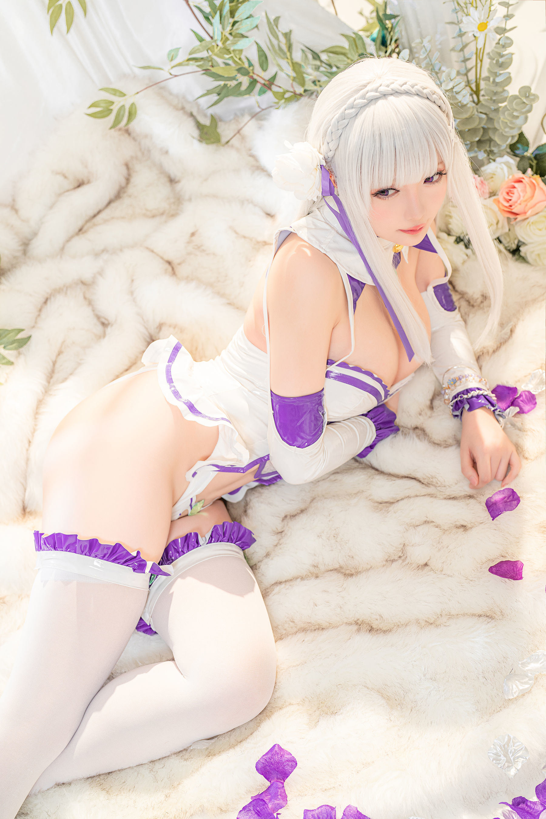 ネット紅COS] コスプレイヤーお姉さん セイノチチ - エミリア