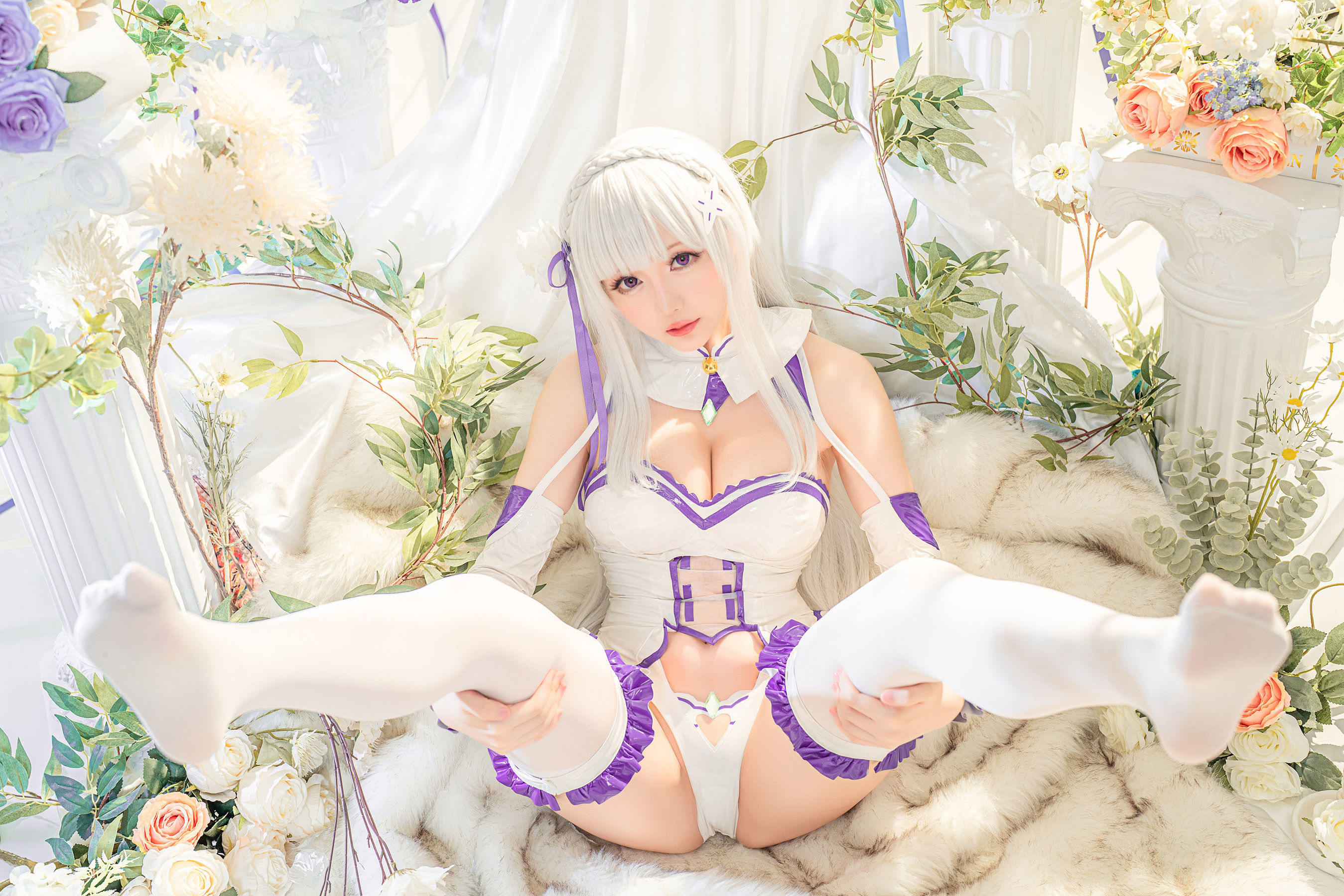 ネット紅COS] コスプレイヤーお姉さん セイノチチ - エミリア