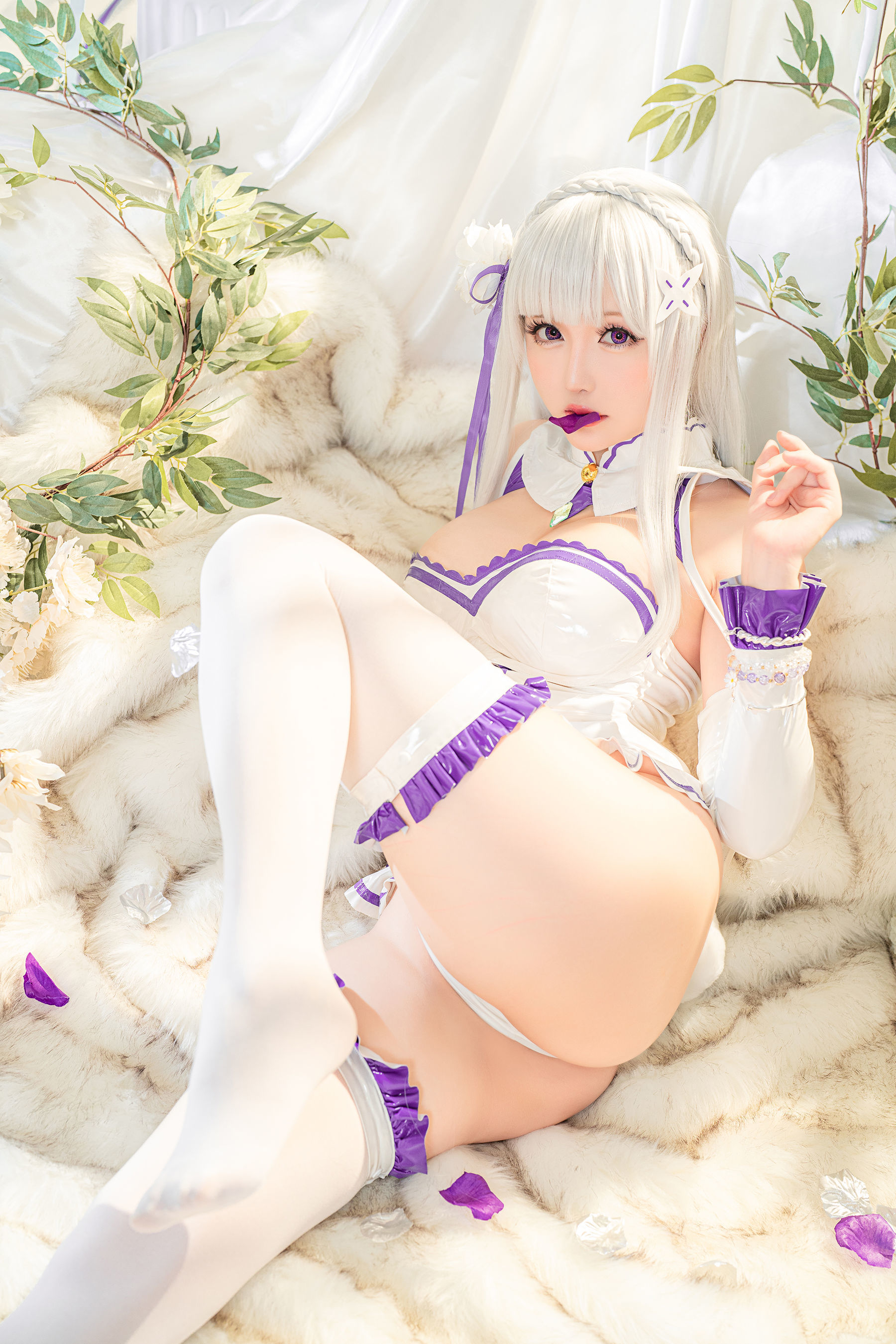 ネット紅COS] コスプレイヤーお姉さん セイノチチ - エミリア