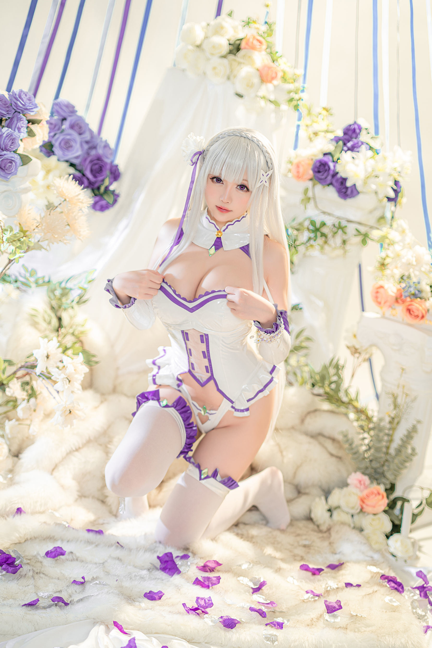ネット紅COS] コスプレイヤーお姉さん セイノチチ - エミリア