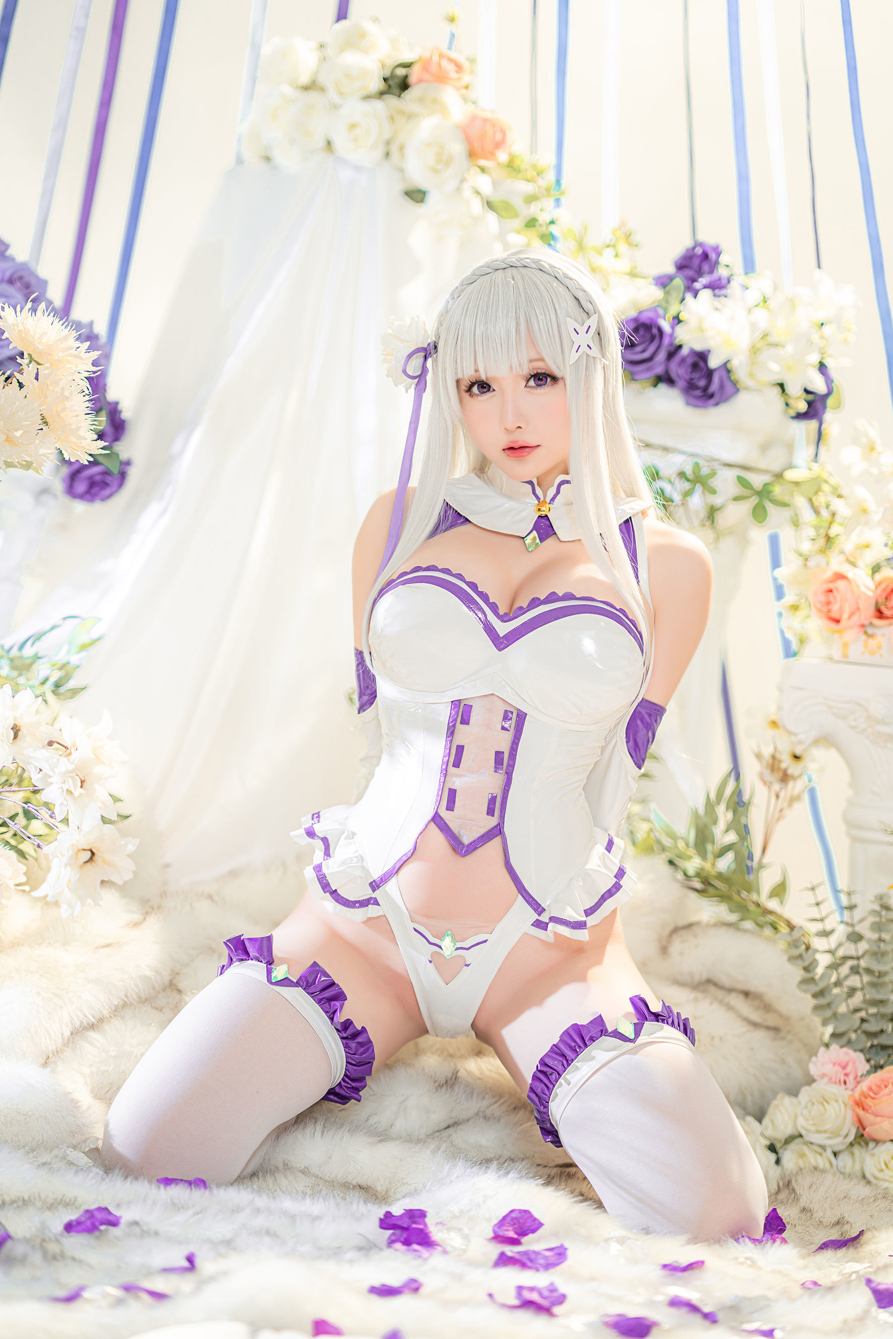 ネット紅COS] コスプレイヤーお姉さん セイノチチ - エミリア