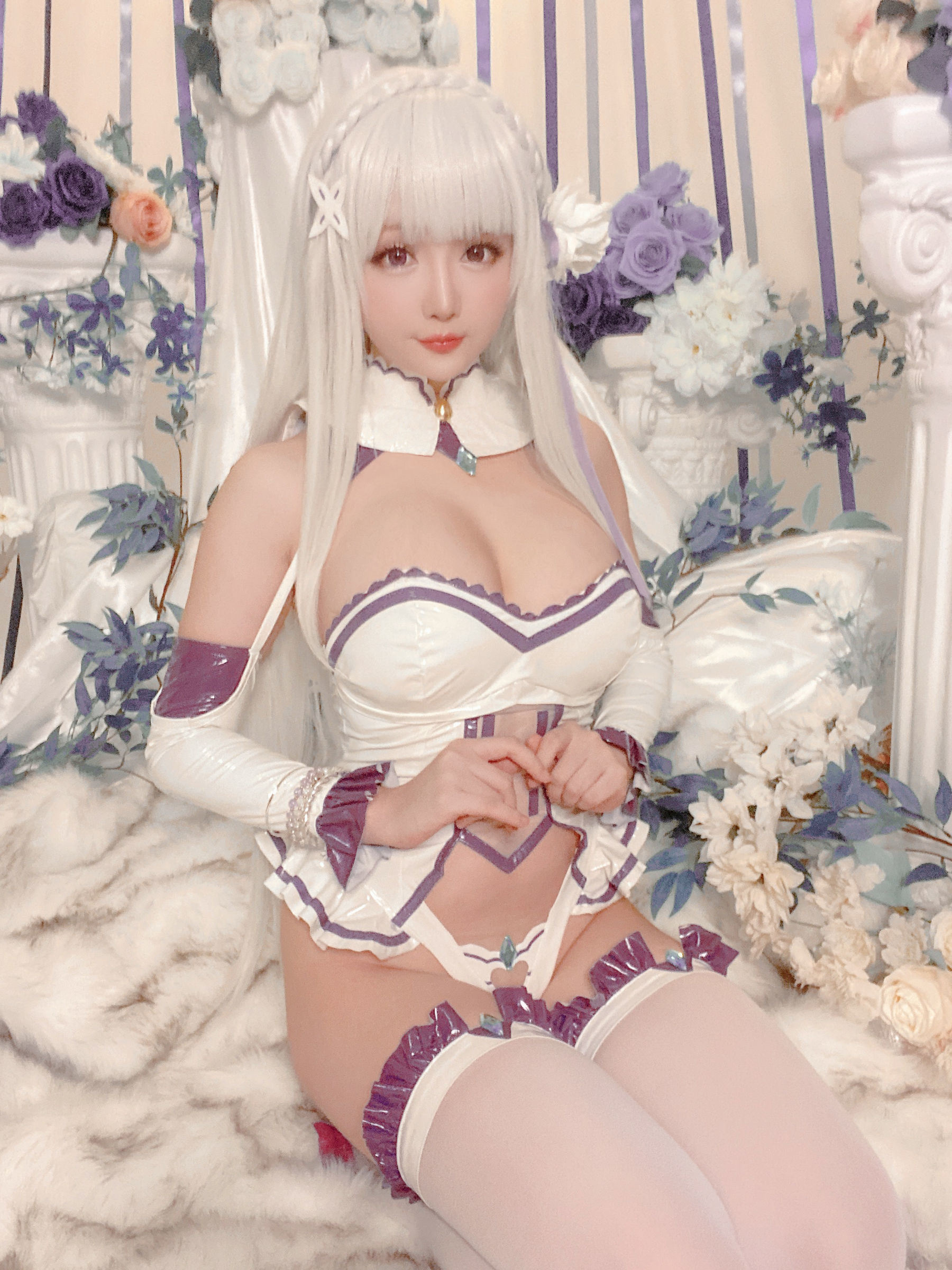 ネット紅COS] コスプレイヤーお姉さん セイノチチ - エミリア