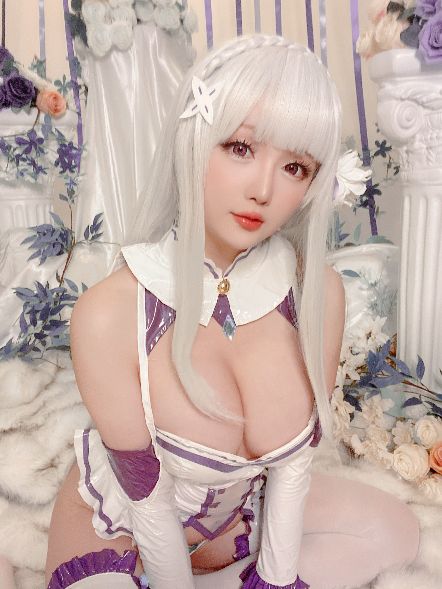 ネット紅COS] コスプレイヤーお姉さん セイノチチ - エミリア