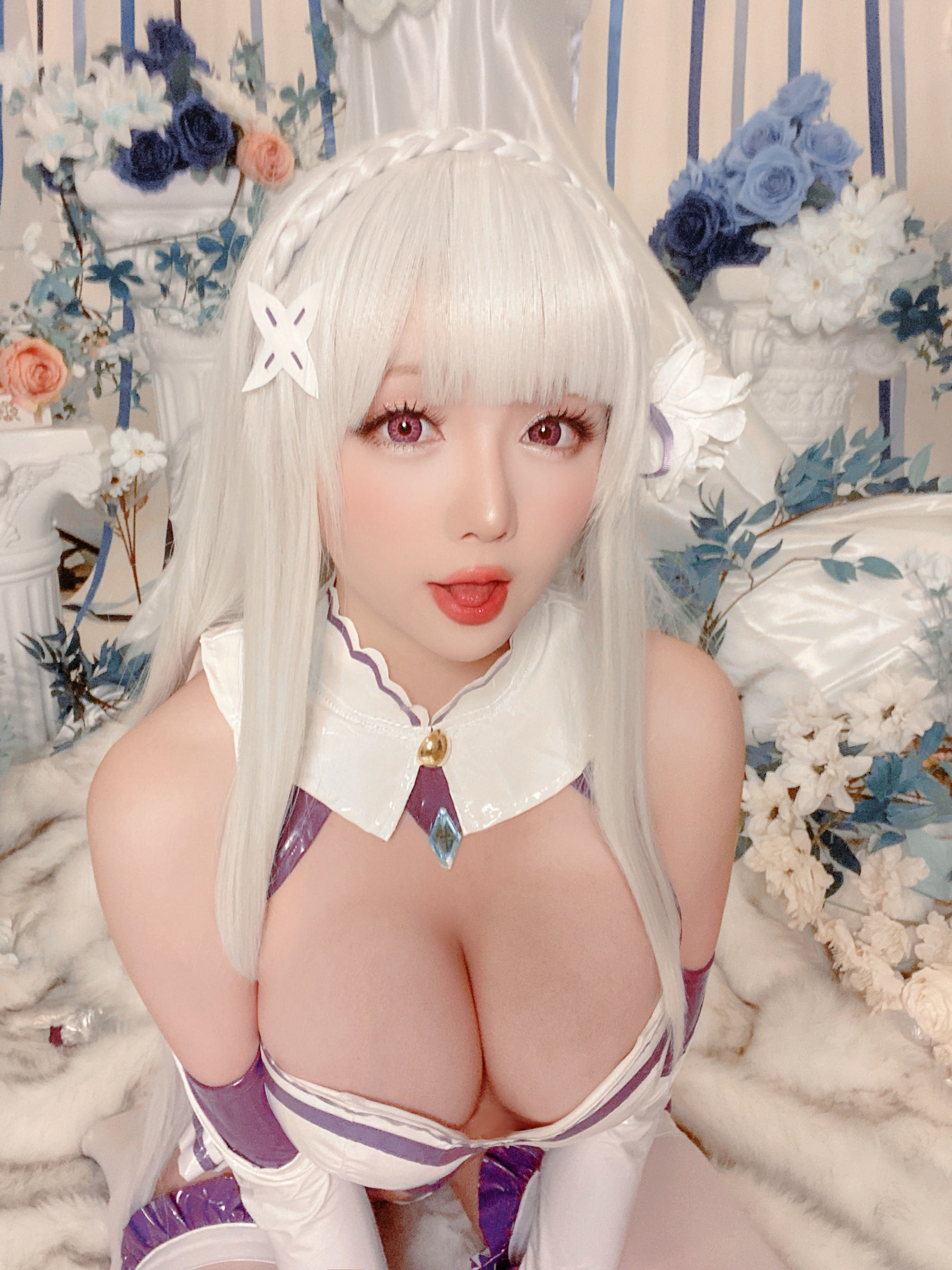 ネット紅COS] コスプレイヤーお姉さん セイノチチ - エミリア