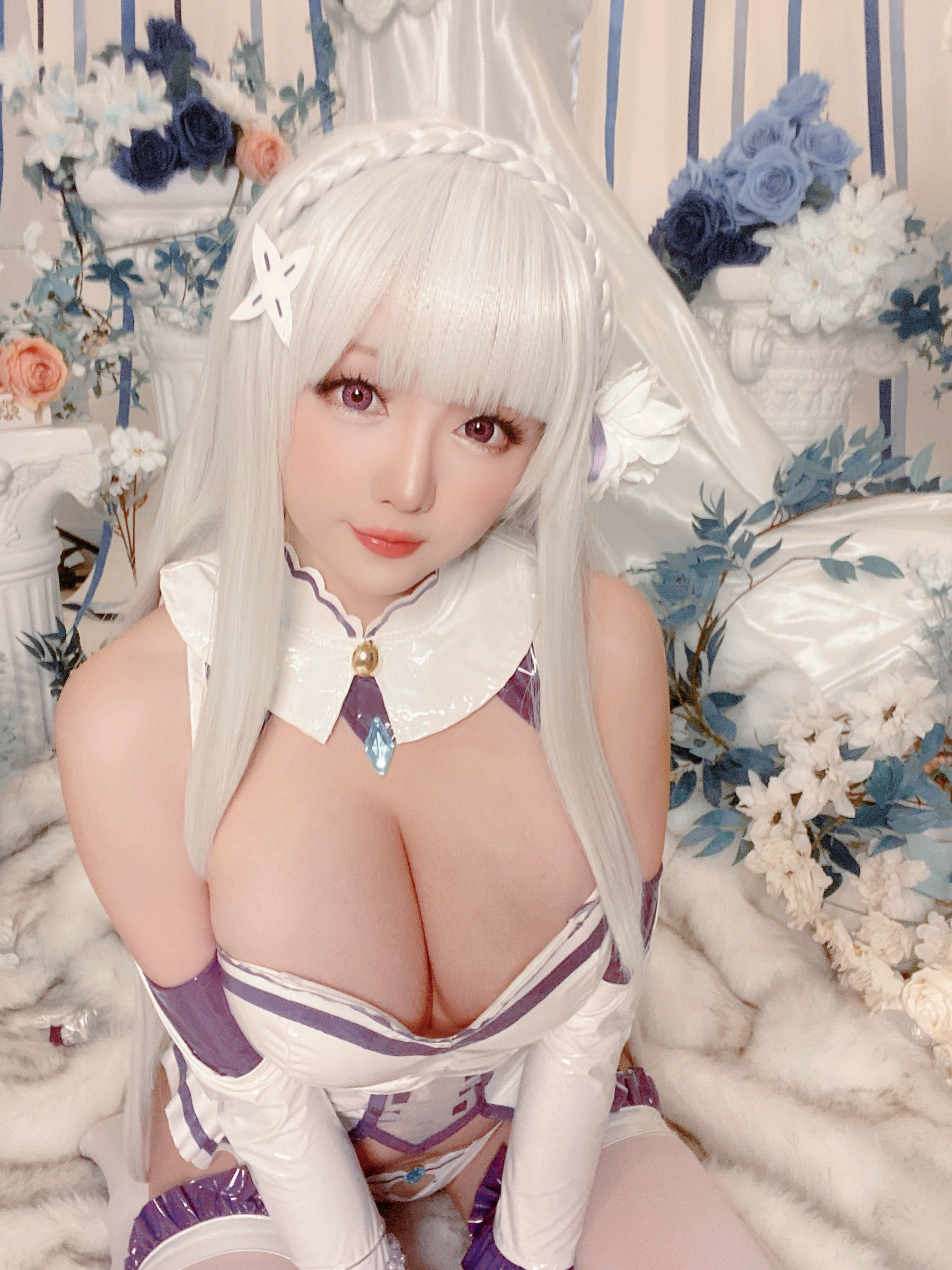 ネット紅COS] コスプレイヤーお姉さん セイノチチ - エミリア
