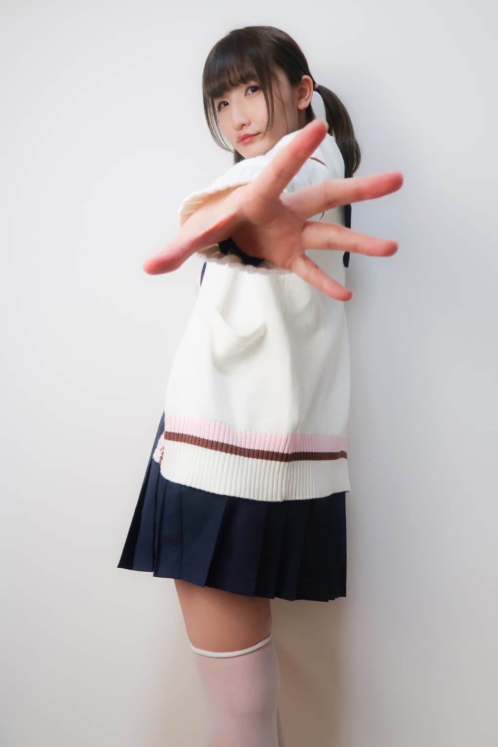milklimxxx (หูเถา.)] 【ออฟพาโกะจิคเค็ง14】 เรื่องที่ให้เงินค่าขนมกับน้องสาวเอาแต่ใจ แล้วเธอทำ××× ในชุดคอสเพลย์ที่ชอบให้ผม。