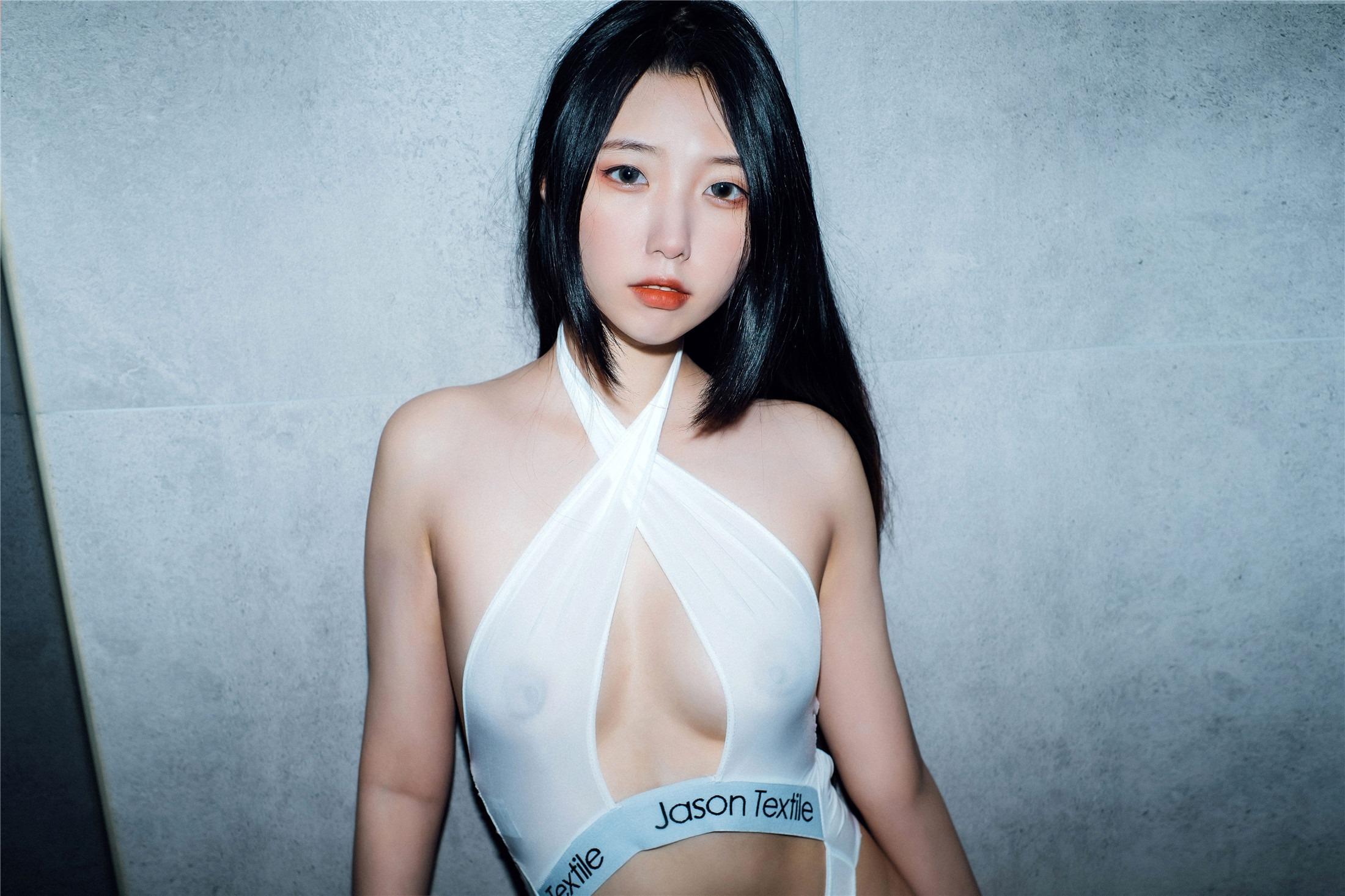 [Moon Night Snap] Dame (담) - Comeback 80P