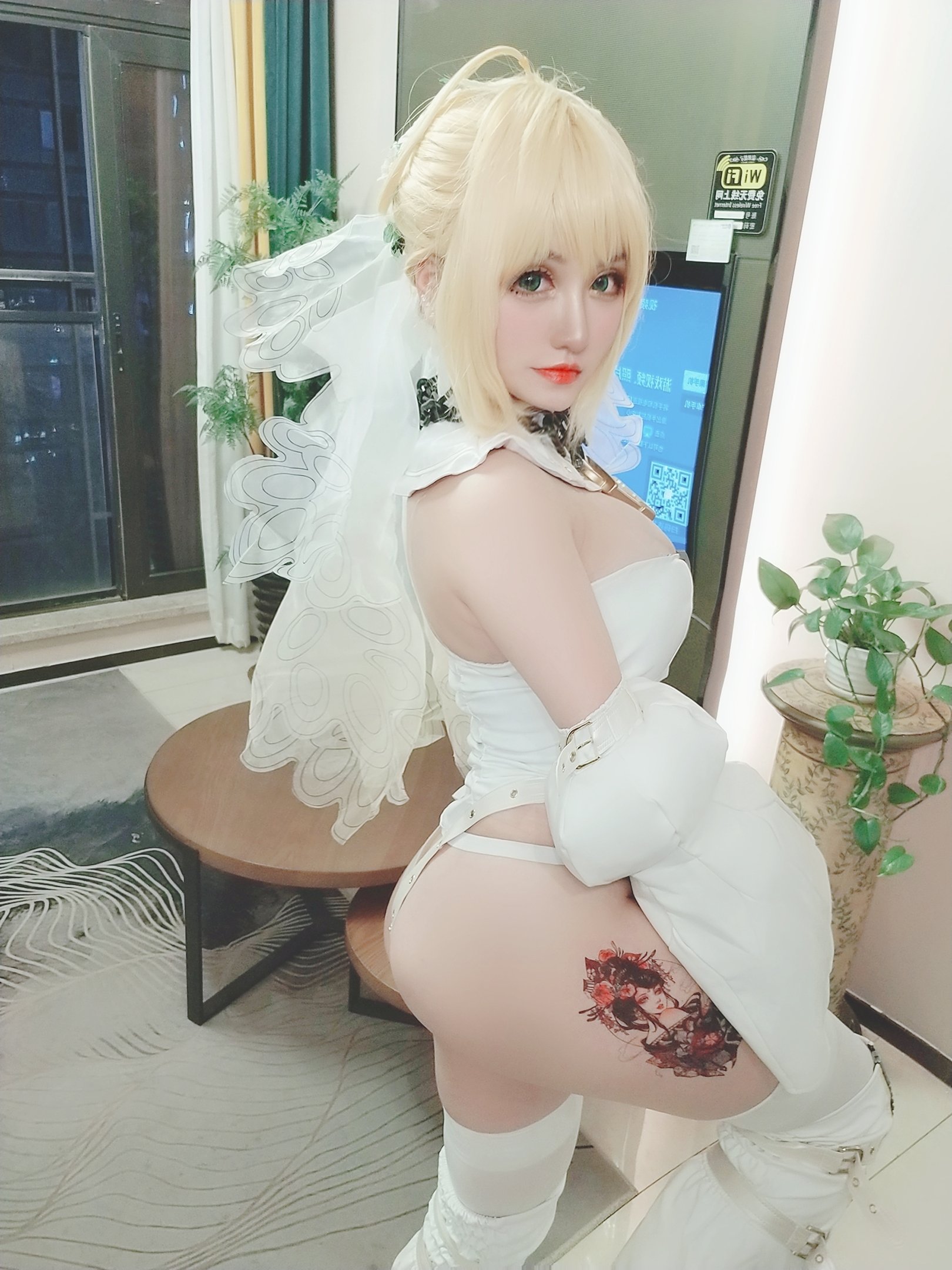 【Hạ Cáp Cáp】 Nêrô Cô Dâu