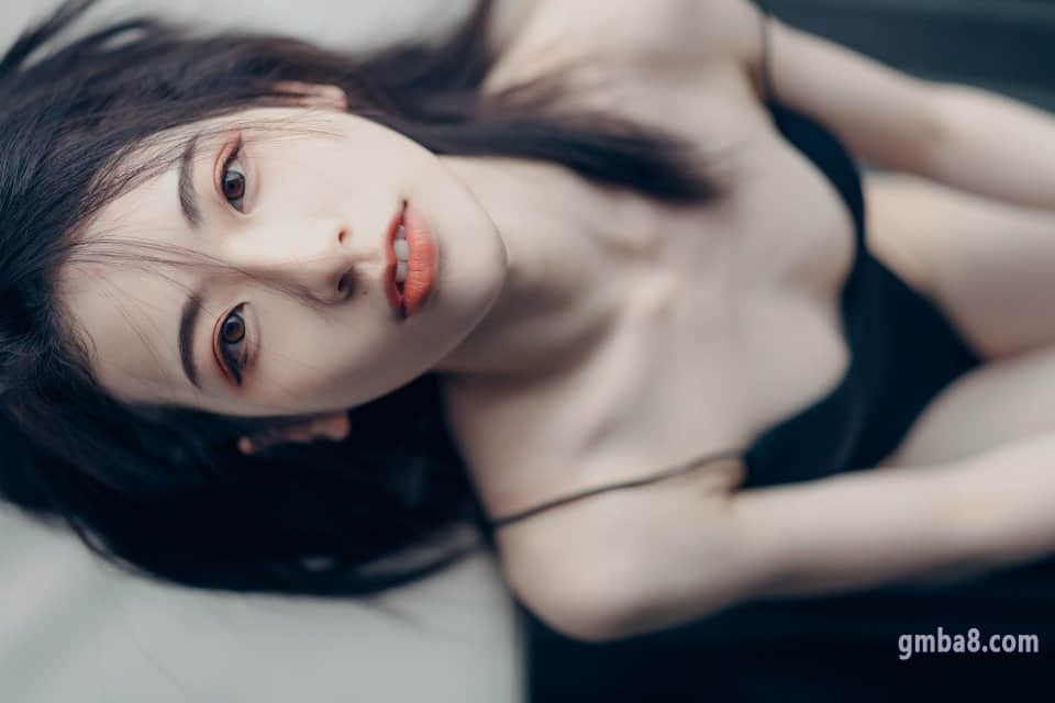 写真モデル-アリ01