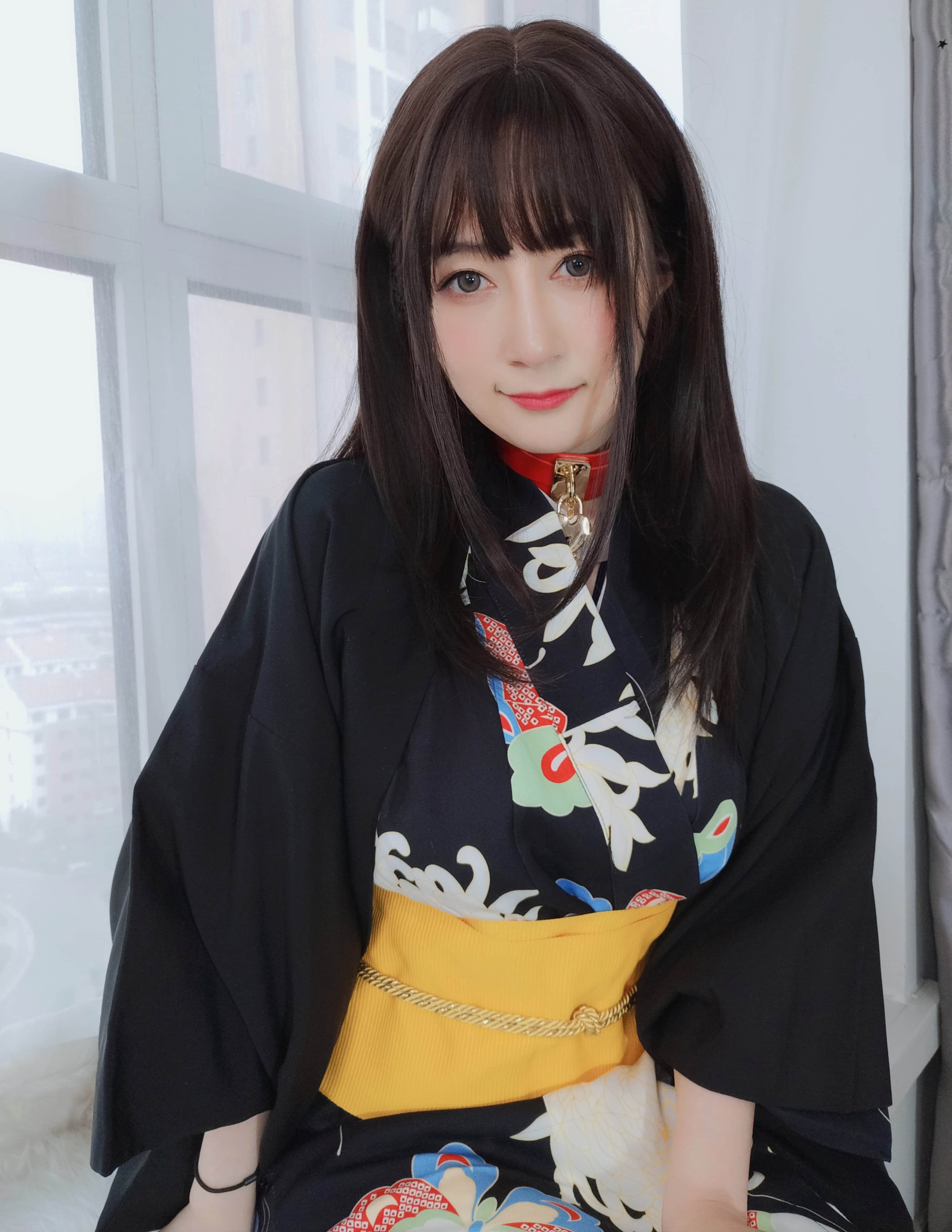 Bạch Ngân 81 - Bí mật Dưới Áo Kimono + 2V