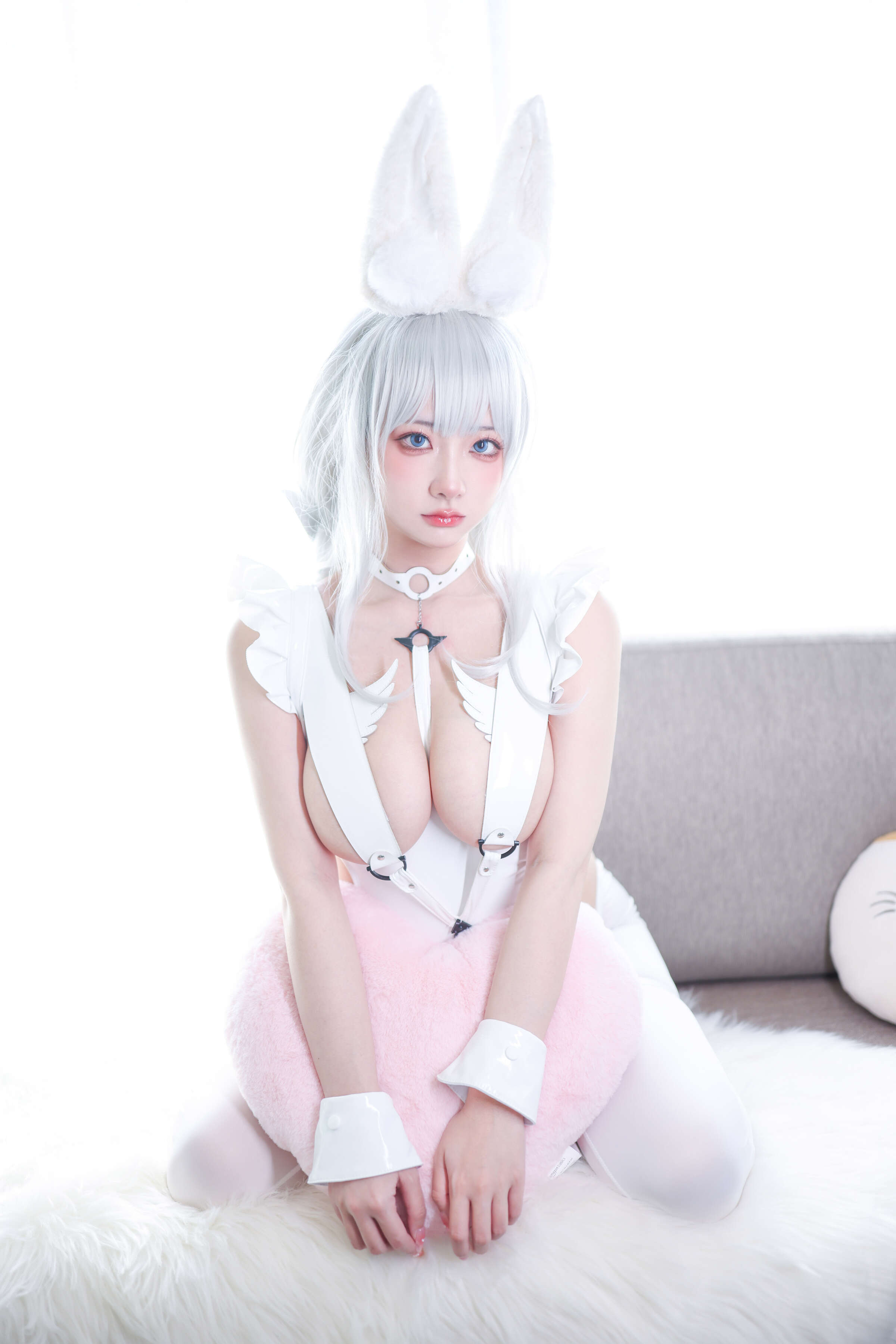 wendydydydy_Xì Dầu Độc Ác - Thỏ Trắng Lười Biếng
