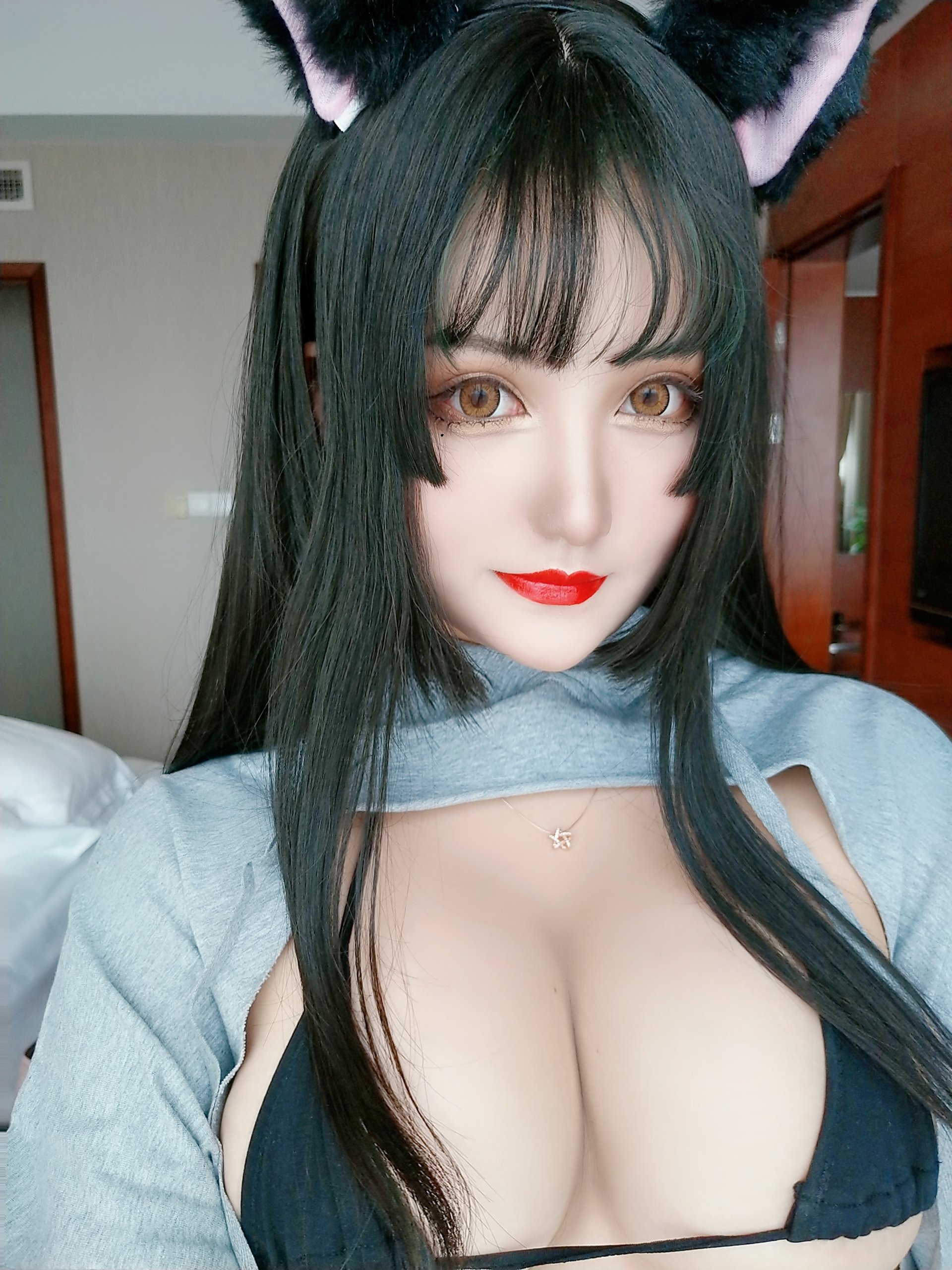【Hạ Gê Gê】 Mèo tai Đen