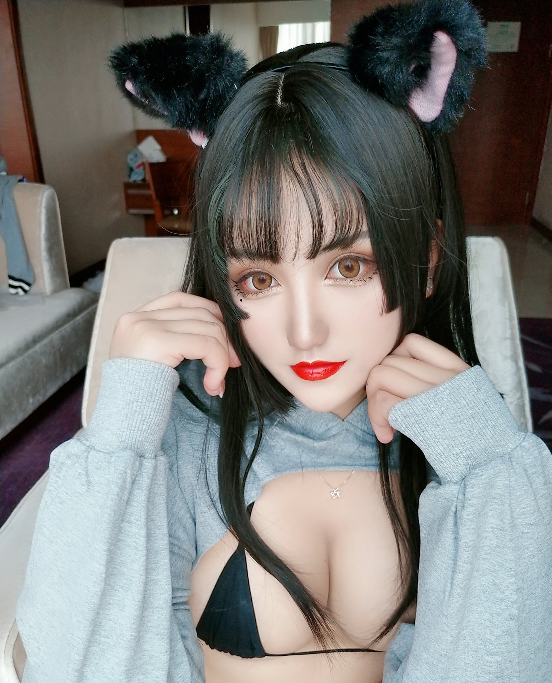 【Hạ Gê Gê】 Mèo tai Đen