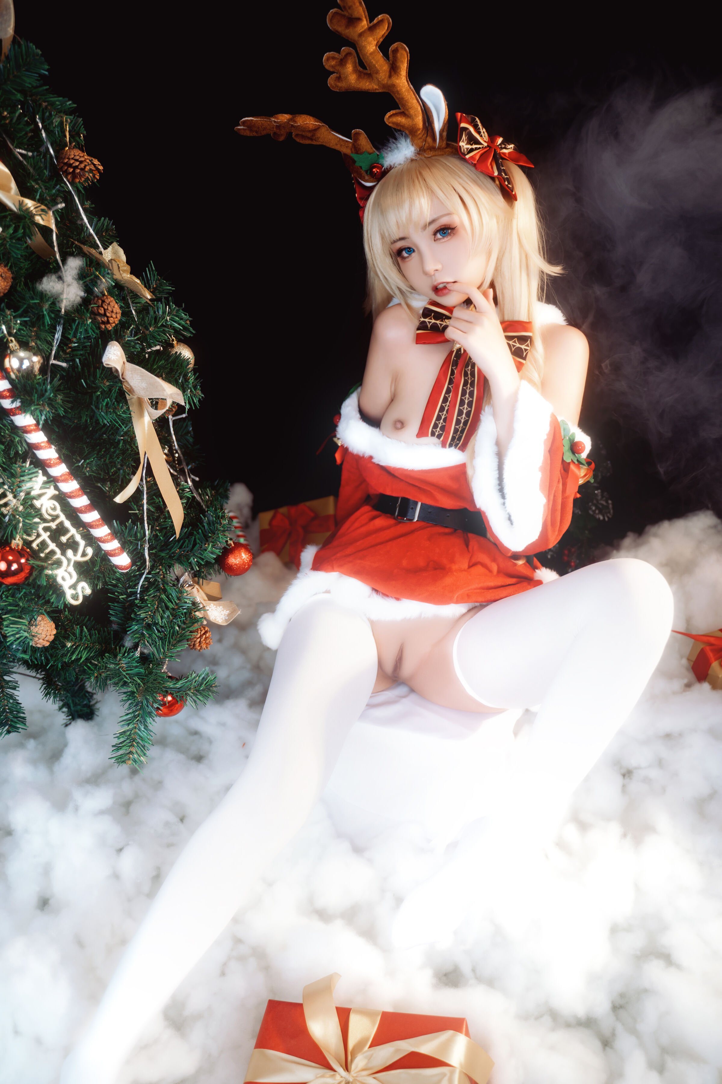 Explosive Machine Girl Miao Xiao Ji & Hua Yin Li Zi - Genshin Christmas Special
