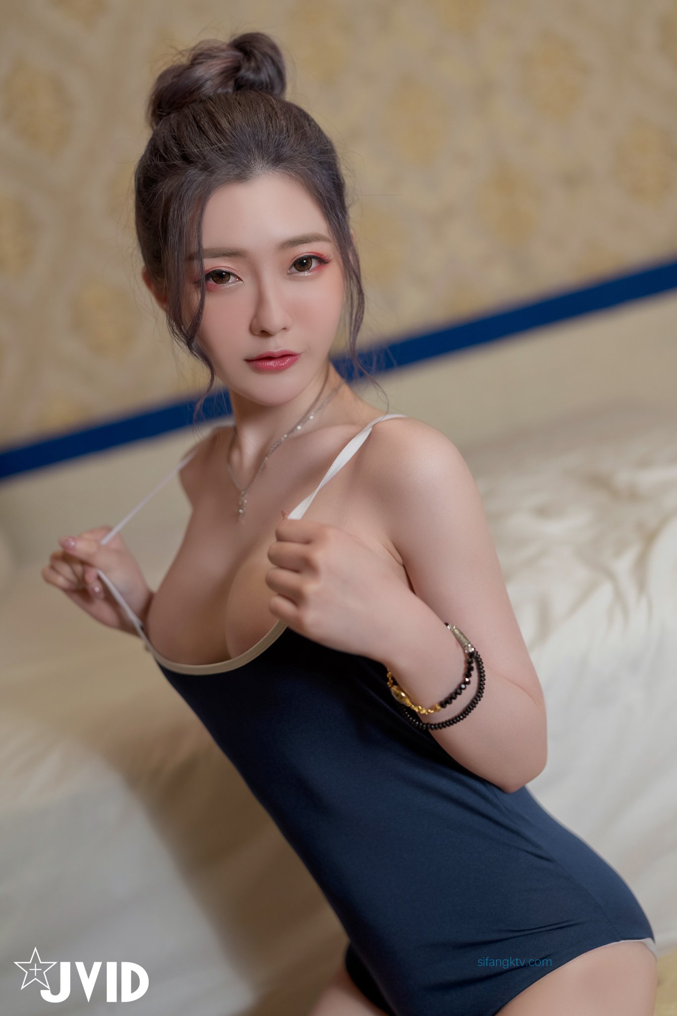 Rina – JVID “Cuộc Gặp Gỡ Của Người Đẹp Trong Khách Sạn” (P)