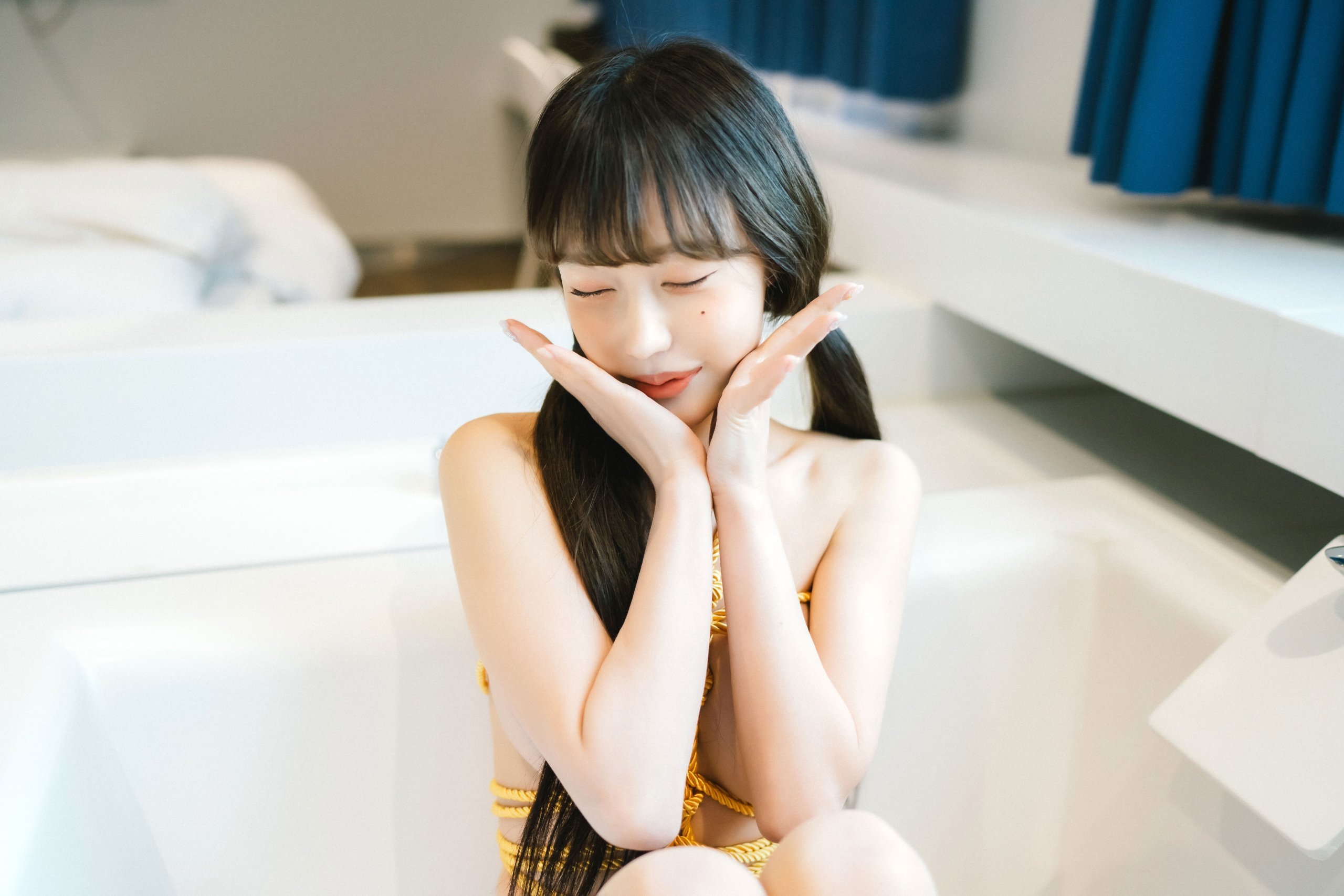 มูน ไนท์ สแนป] จูซี่ (쥬시) เล่ม 3 บอนดาจ, รีสเทรนต์ (+S.ver)