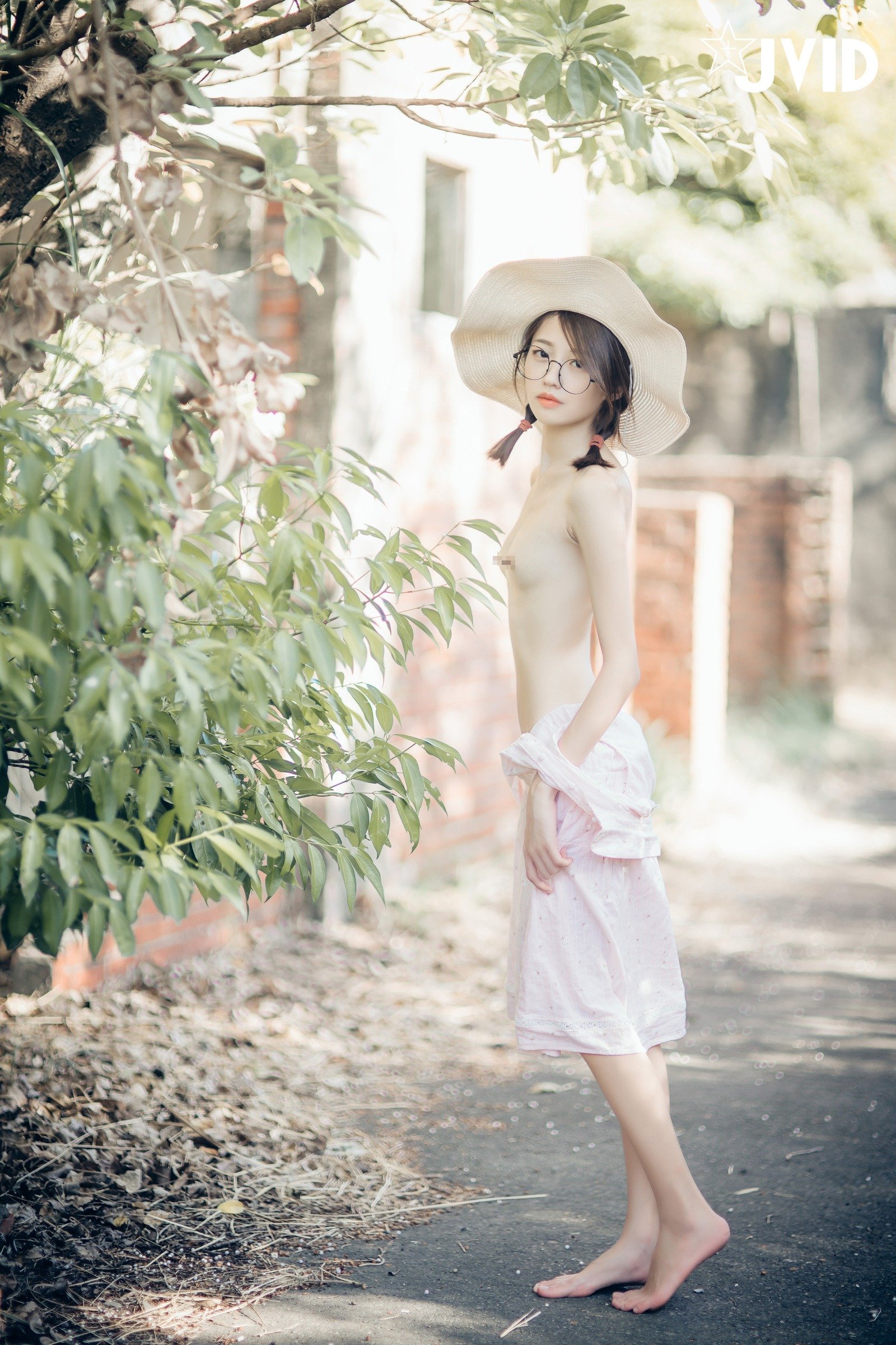 JVID 妍妍 - 抓精虫的小女孩-妍妍 Gallery
